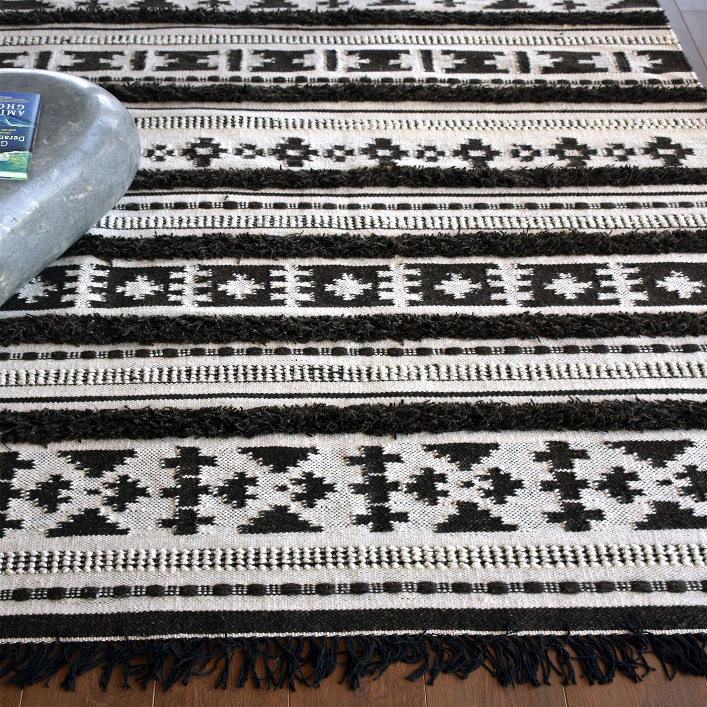 Area Rug, Bedroom Rug, Living Room Rug, Living Area Rug, Indian Rug, Office Carpet, Office Rug, Shop Rug Online, Wool, Charcoal, Natural White, Pitloom, Cut And Loop, intricate