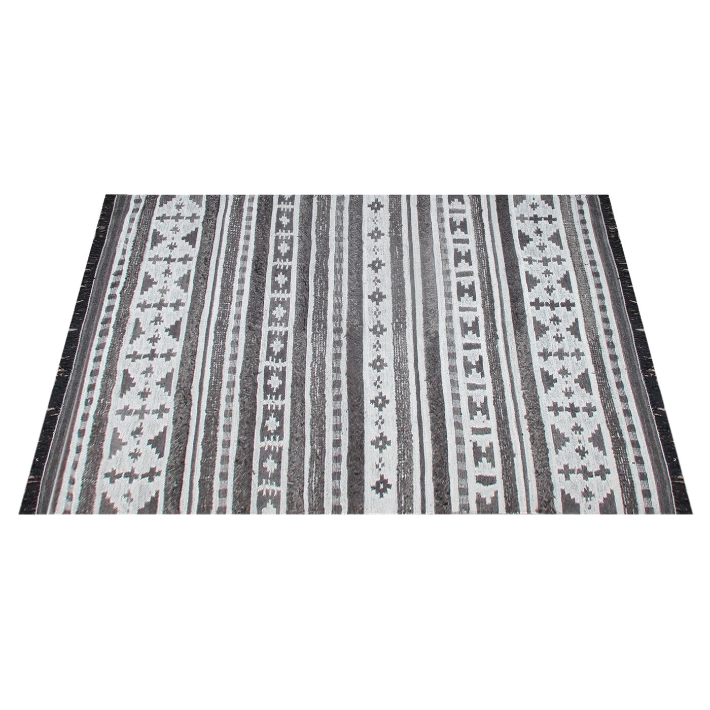 Area Rug, Bedroom Rug, Living Room Rug, Living Area Rug, Indian Rug, Office Carpet, Office Rug, Shop Rug Online, Wool, Charcoal, Natural White, Pitloom, Cut And Loop, intricate