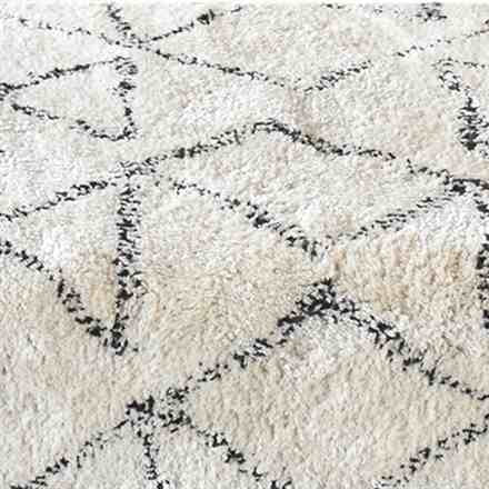 Agostin Bench, Cotton, Natural White, Charcoal, Bm Fn, All Cut