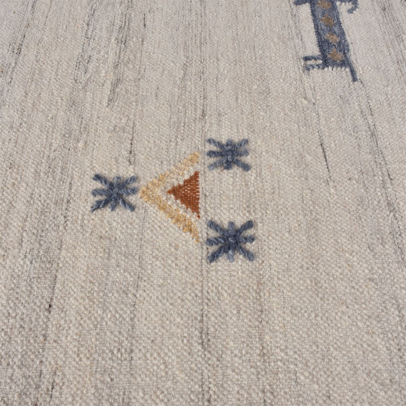 Area Rug, Bedroom Rug, Living Room Rug, Living Area Rug, Indian Rug, Office Carpet, Office Rug, Shop Rug Online, Wool, Natural White, Multi, Punja, Flat Weave, Animal Pattern