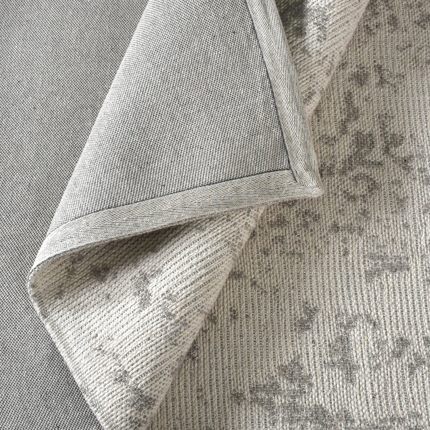 BALBO RUG - GREY/IVORY - WOOL/POLYESTER