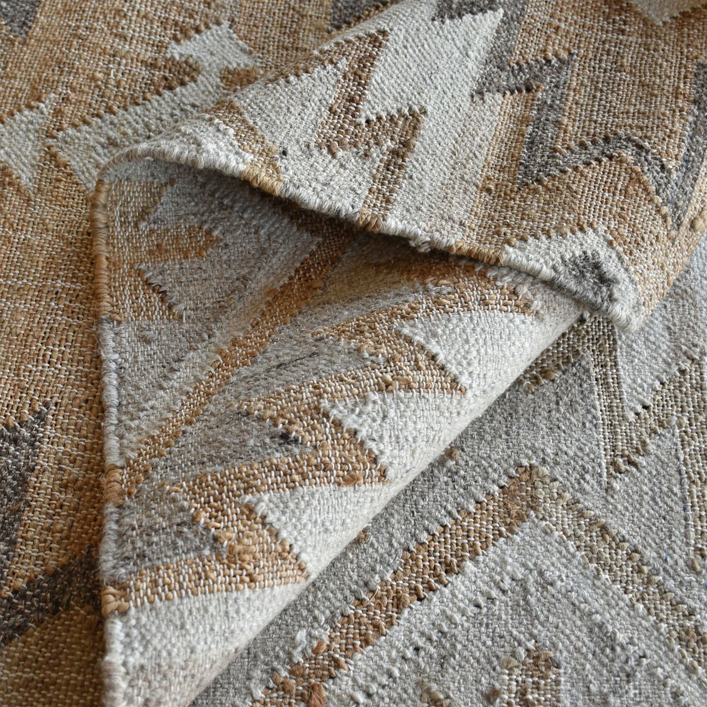 Area Rug, Bedroom Rug, Living Room Rug, Living Area Rug, Indian Rug, Office Carpet, Office Rug, Shop Rug Online, Hemp, Wool, Natural, Grey, Punja, Flat Weave, geometric