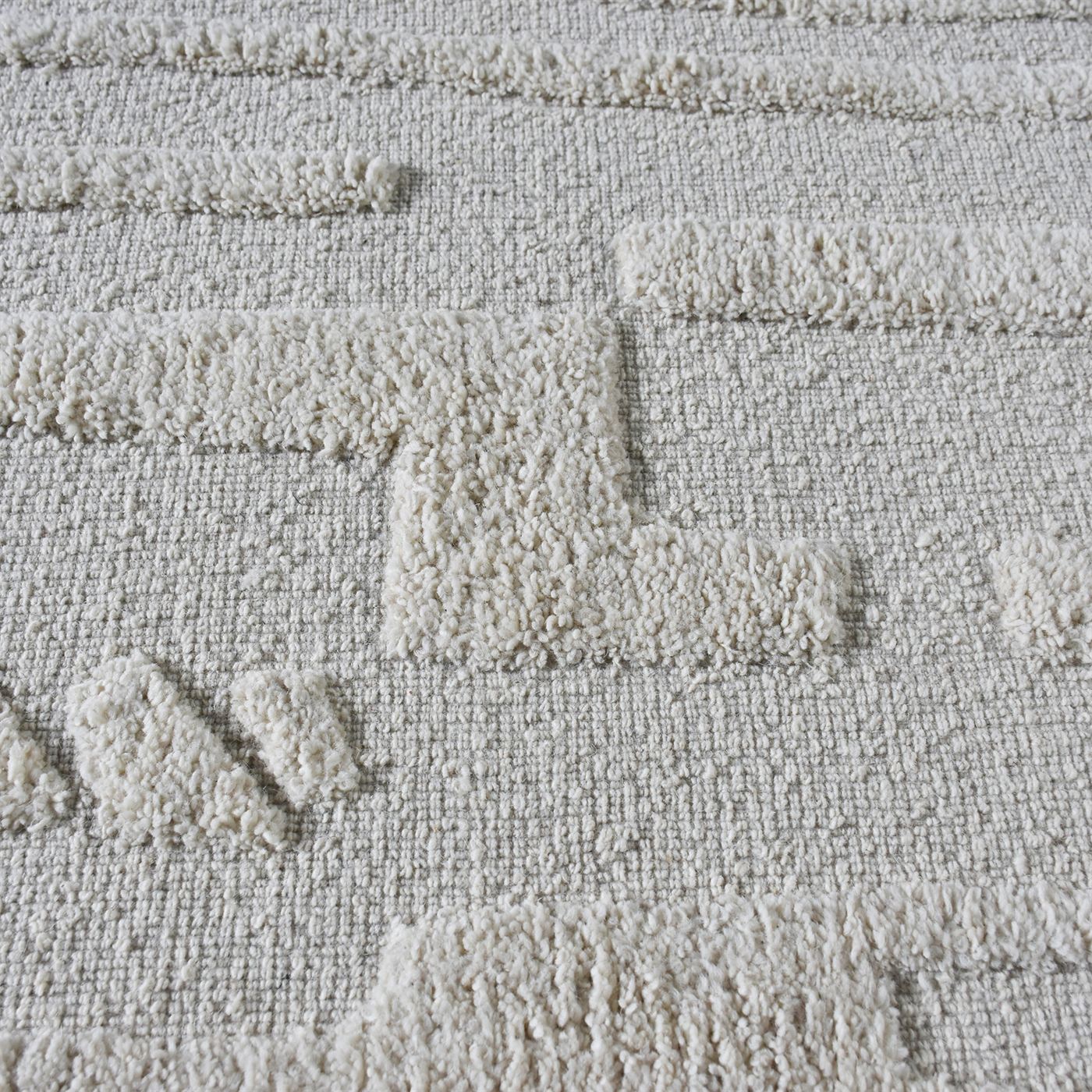 Area Rug, Bedroom Rug, Living Room Rug, Living Area Rug, Indian Rug, Office Carpet, Office Rug, Shop Rug Online, Wool, Natural White, Hand woven, Cut And Loop, intricate