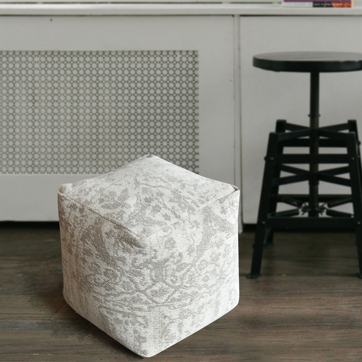 Bilbur Pouf, Cotton Chenille, Natural White, Grey, Jaquard Durry, Flat Weave