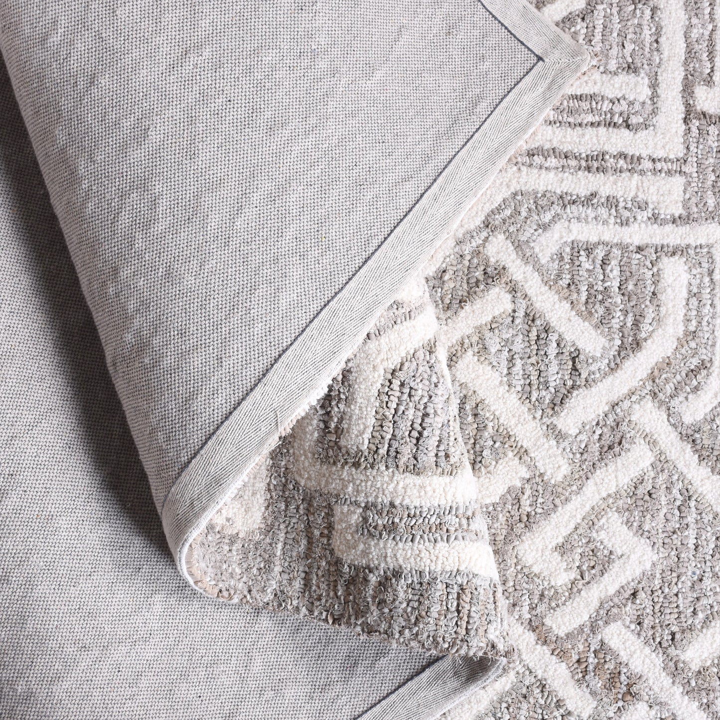 BOTNER-II RUG - BEIGE/IVORY - HAND TUFTED - DENIM/WOOL