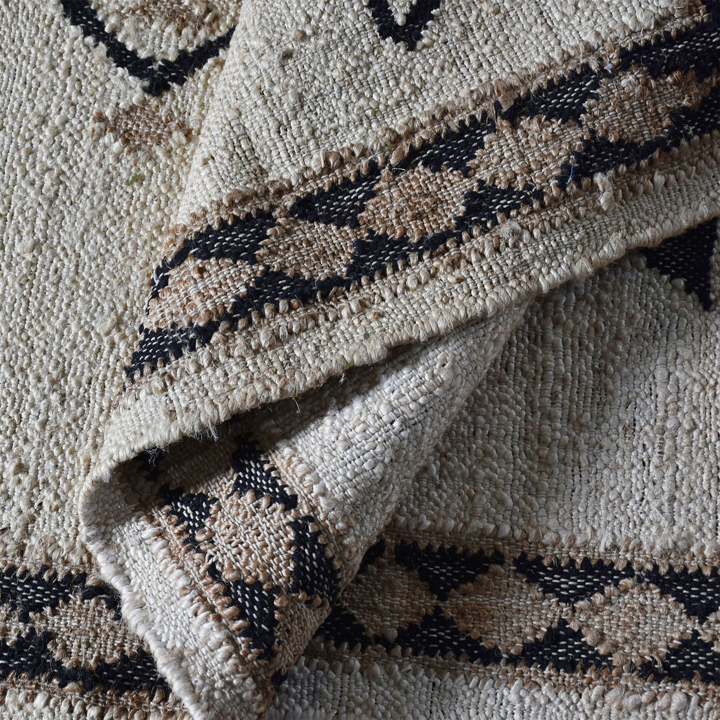 Area Rug, Bedroom Rug, Living Room Rug, Living Area Rug, Indian Rug, Office Carpet, Office Rug, Shop Rug Online, Hemp, Wool, Natural, Charcoal, Punja, Flat Weave, Aesthetic