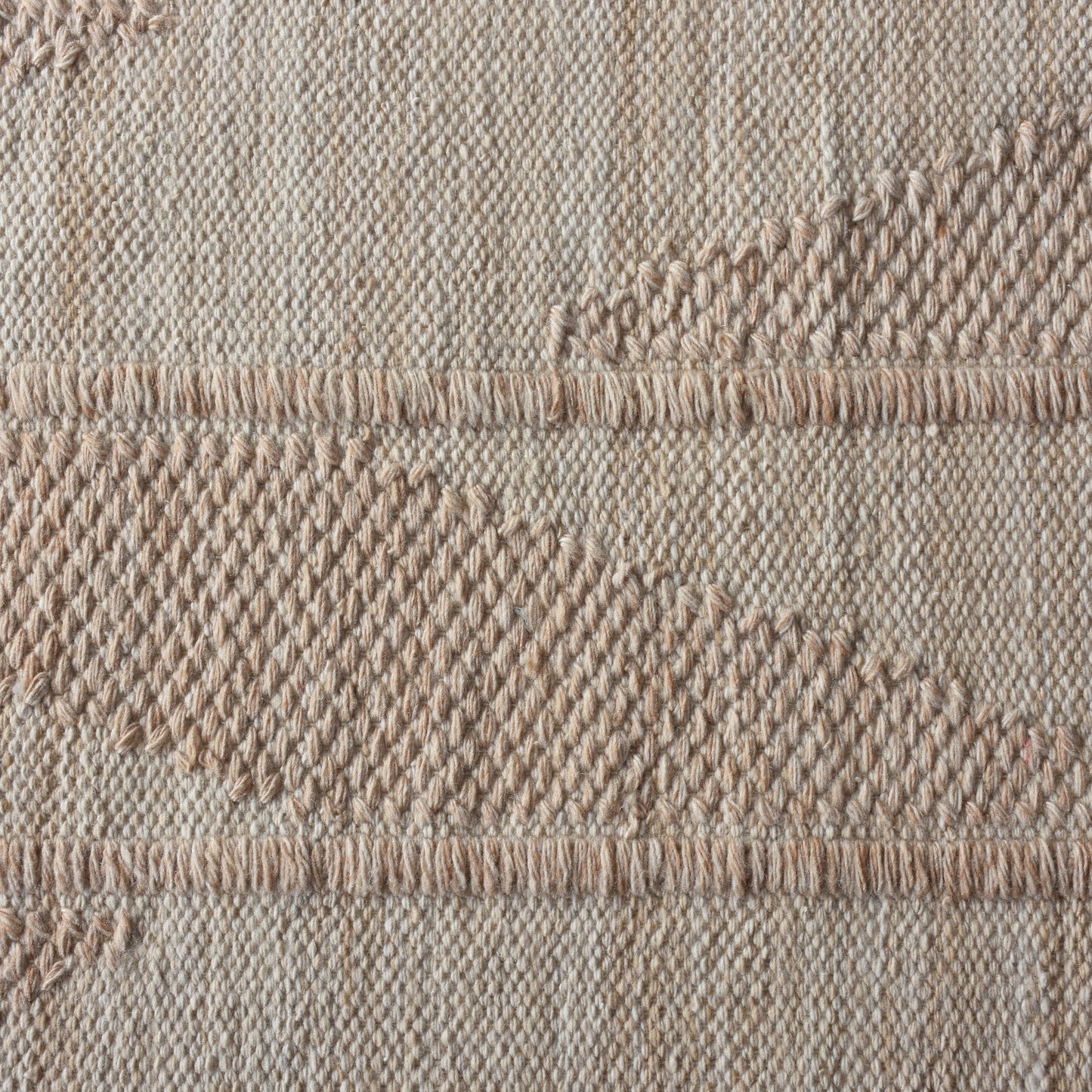 CASNER RUG - BEIGE - HANDWOVEN - PET