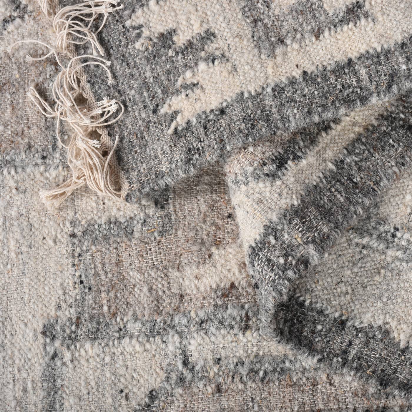 Area Rug, Bedroom Rug, Living Room Rug, Living Area Rug, Indian Rug, Office Carpet, Office Rug, Shop Rug Online, Natural White, Grey , Wool, Punja Kelim , Punja, Flat Weave, Intricate
