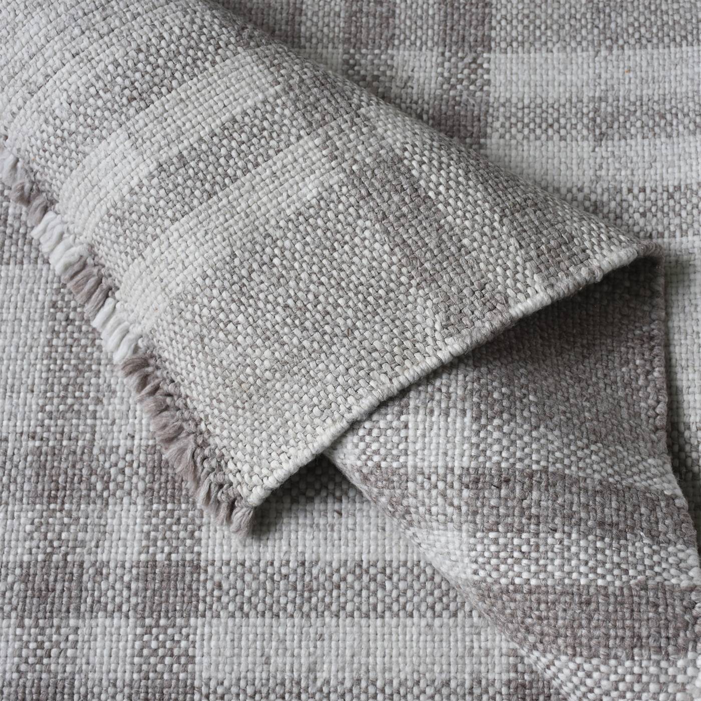 Area Rug, Bedroom Rug, Living Room Rug, Living Area Rug, Indian Rug, Office Carpet, Office Rug, Shop Rug Online, Taupe, Natural White , Pet, Hand Woven , Pitloom, Flat Weave, Texture
