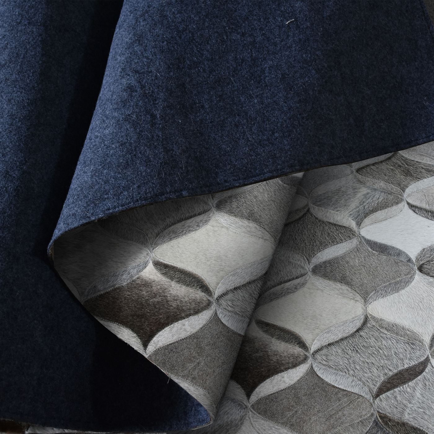 Area Rug, Bedroom Rug, Living Room Rug, Living Area Rug, Indian Rug, Office Carpet, Office Rug, Shop Rug Online, Hair On Hide, Pearl Grey, Hm Stitching, Flat Weave, Textured