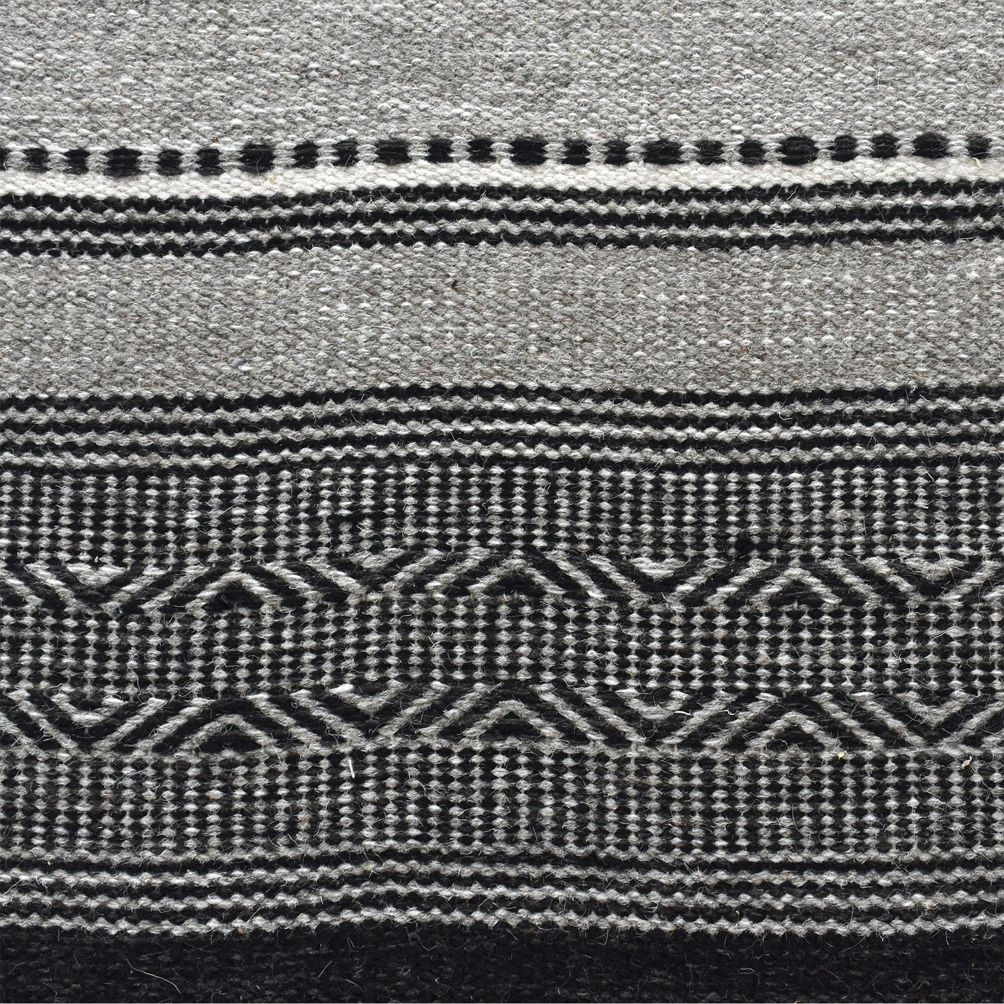 GAJAH RUG - GREY/ CHARCOAL - WOOL
