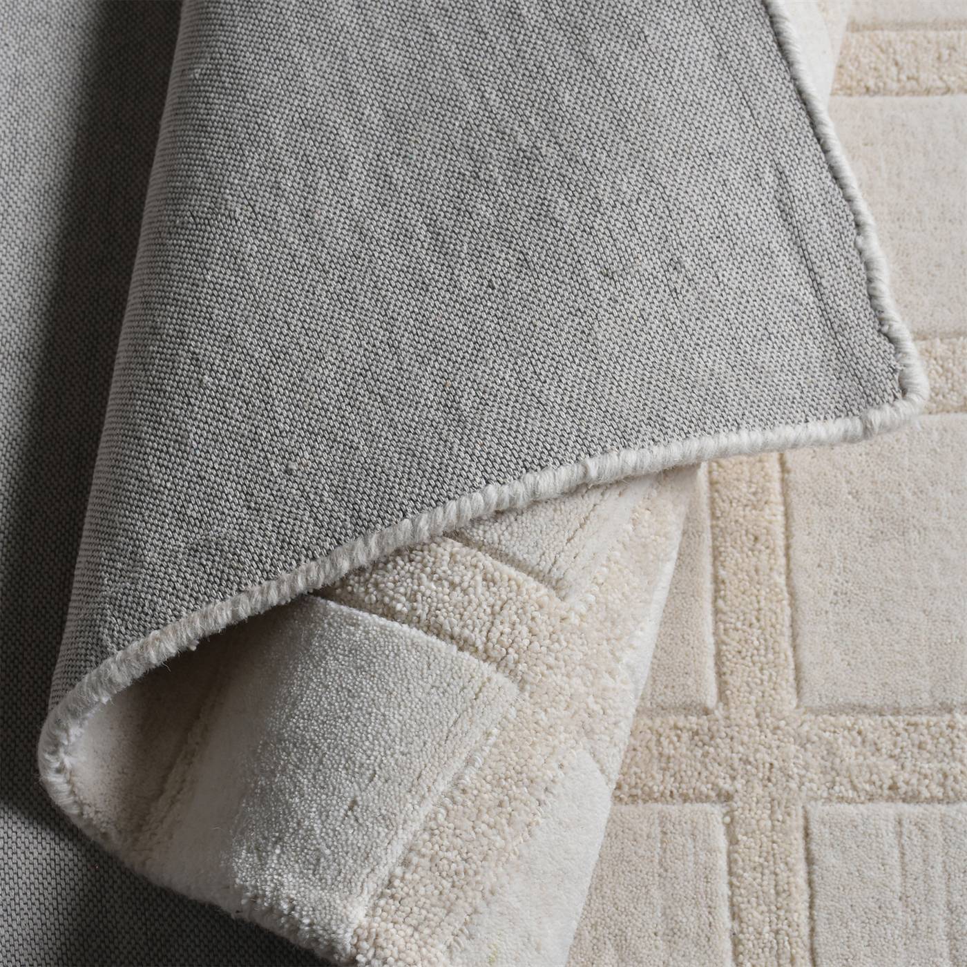 Area Rug, Bedroom Rug, Living Room Rug, Living Area Rug, Indian Rug, Office Carpet, Office Rug, Shop Rug Online, Natural White, Wool, Hand Woven, Handwoven, All Cut, Textured