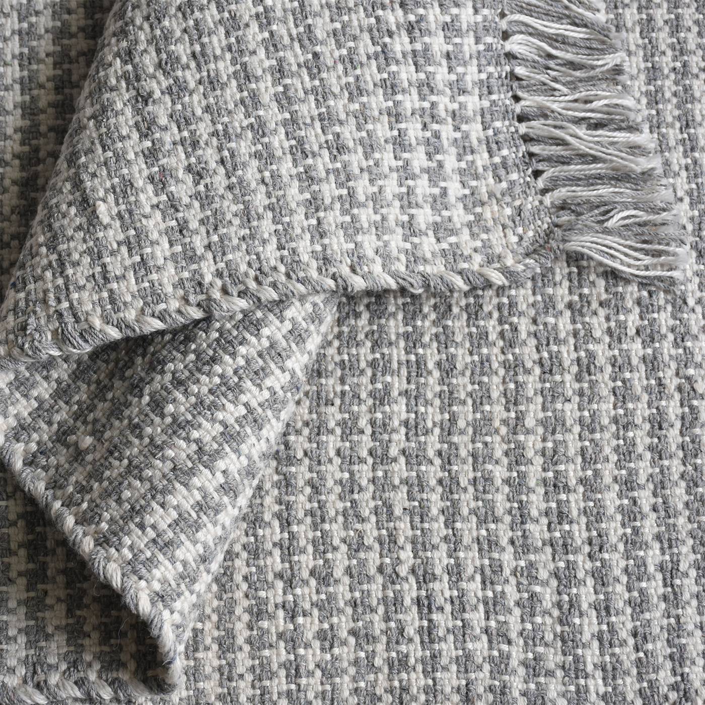 Area Rug, Bedroom Rug, Living Room Rug, Living Area Rug, Indian Rug, Office Carpet, Office Rug, Shop Rug Online, Grey, Natural White , Pet, Hand Woven , Pitloom, Flat Weave, Contemporary