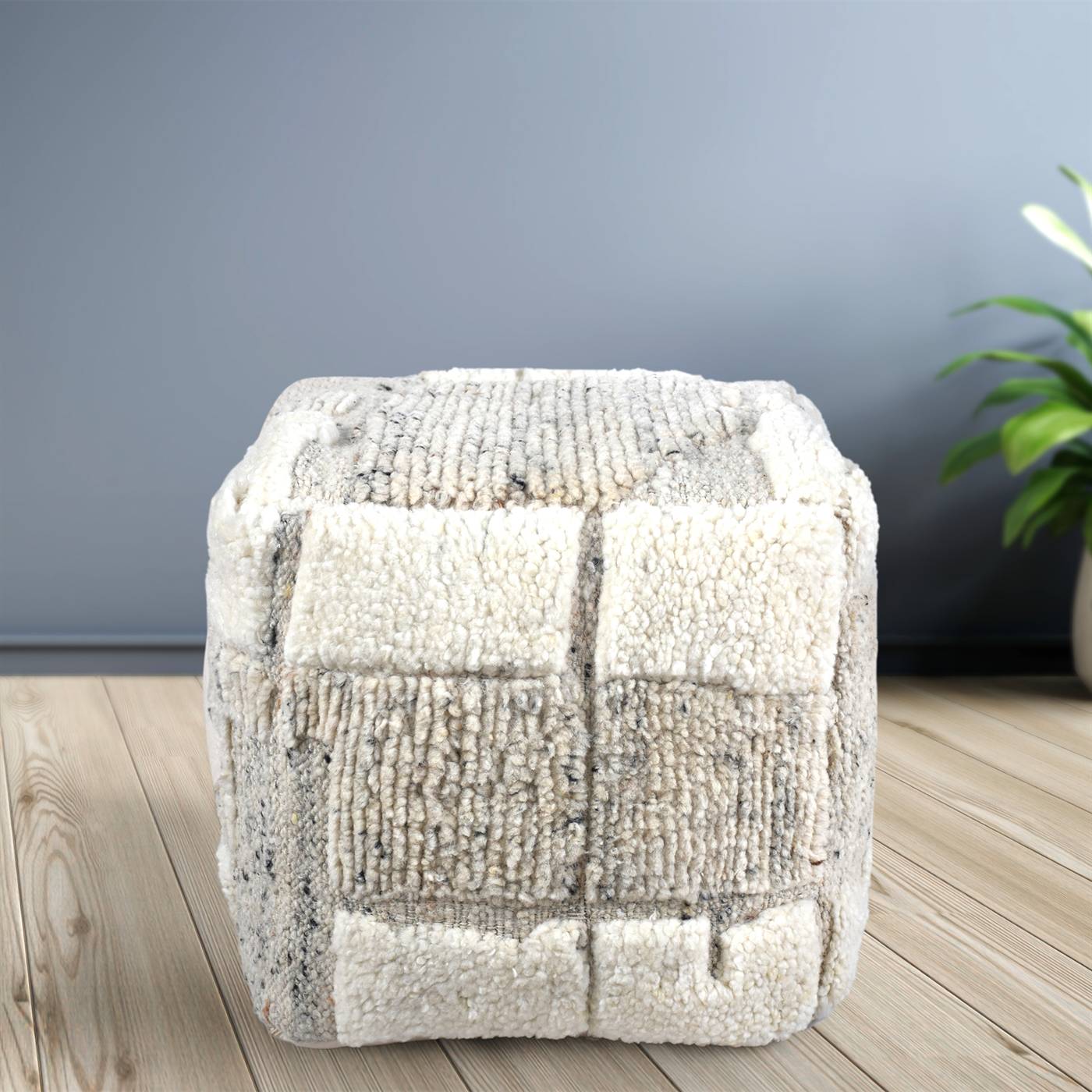 Larimer Pouf, 40x40x40 cm, Natural White, Grey, NZ Wool, Hand Knotted, Handknotted, All Cut