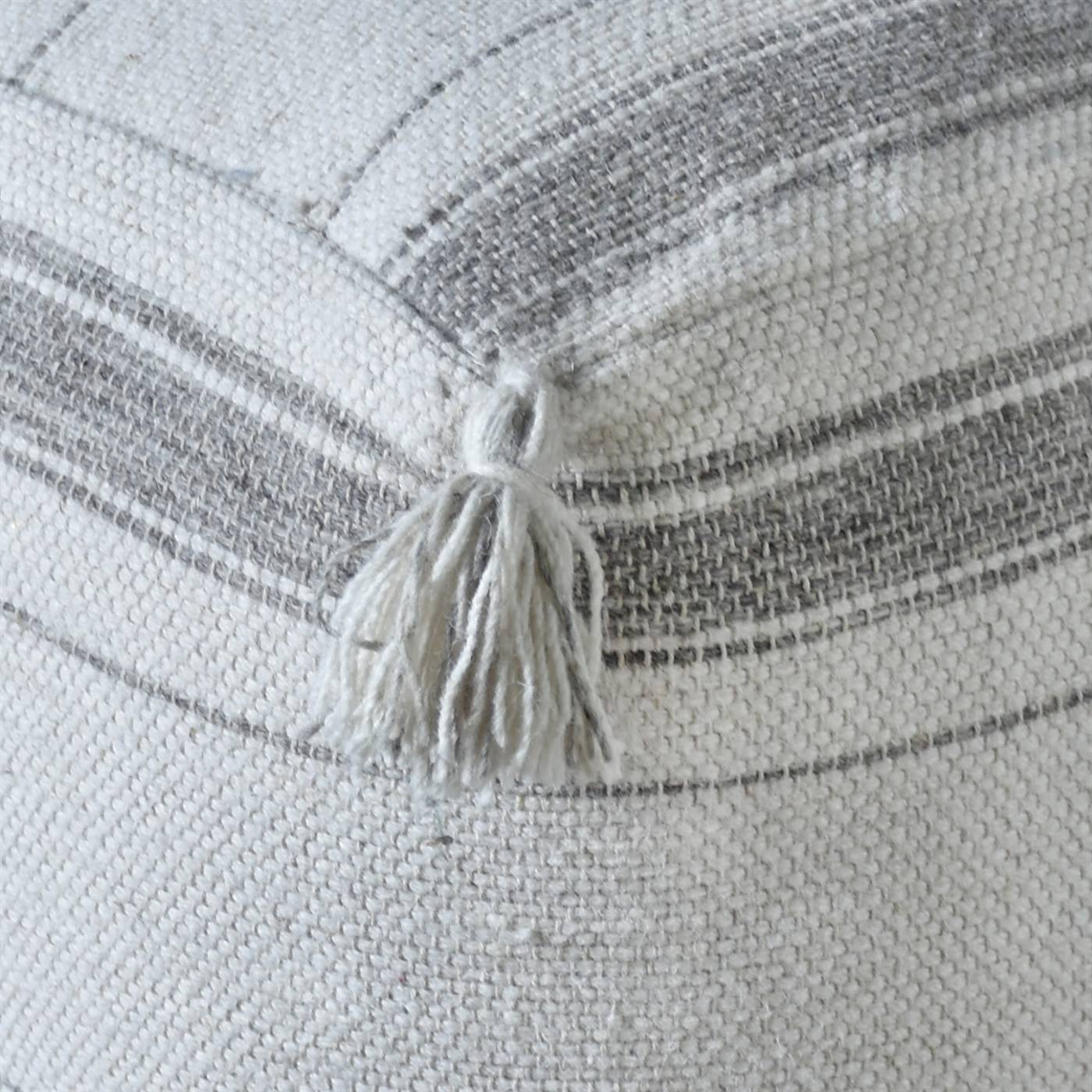 Leyton Pouf, 40x40x40 cm, Natural White, Grey, Wool, Hand Woven, Pitloom, Flat Weave