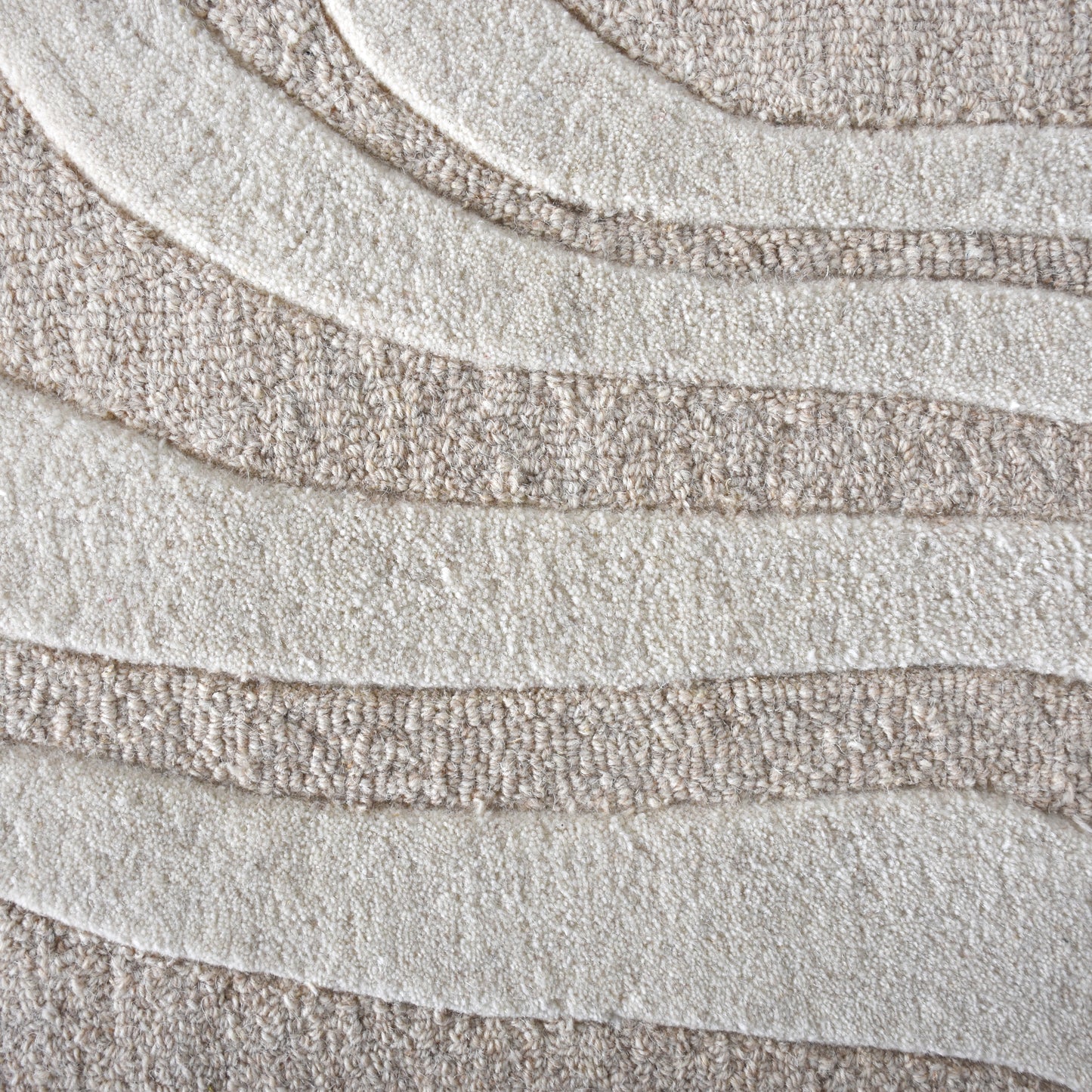 MAJESTA RUG - WOOL - HAND TUFTED - LIGHT BEIGE/IVORY