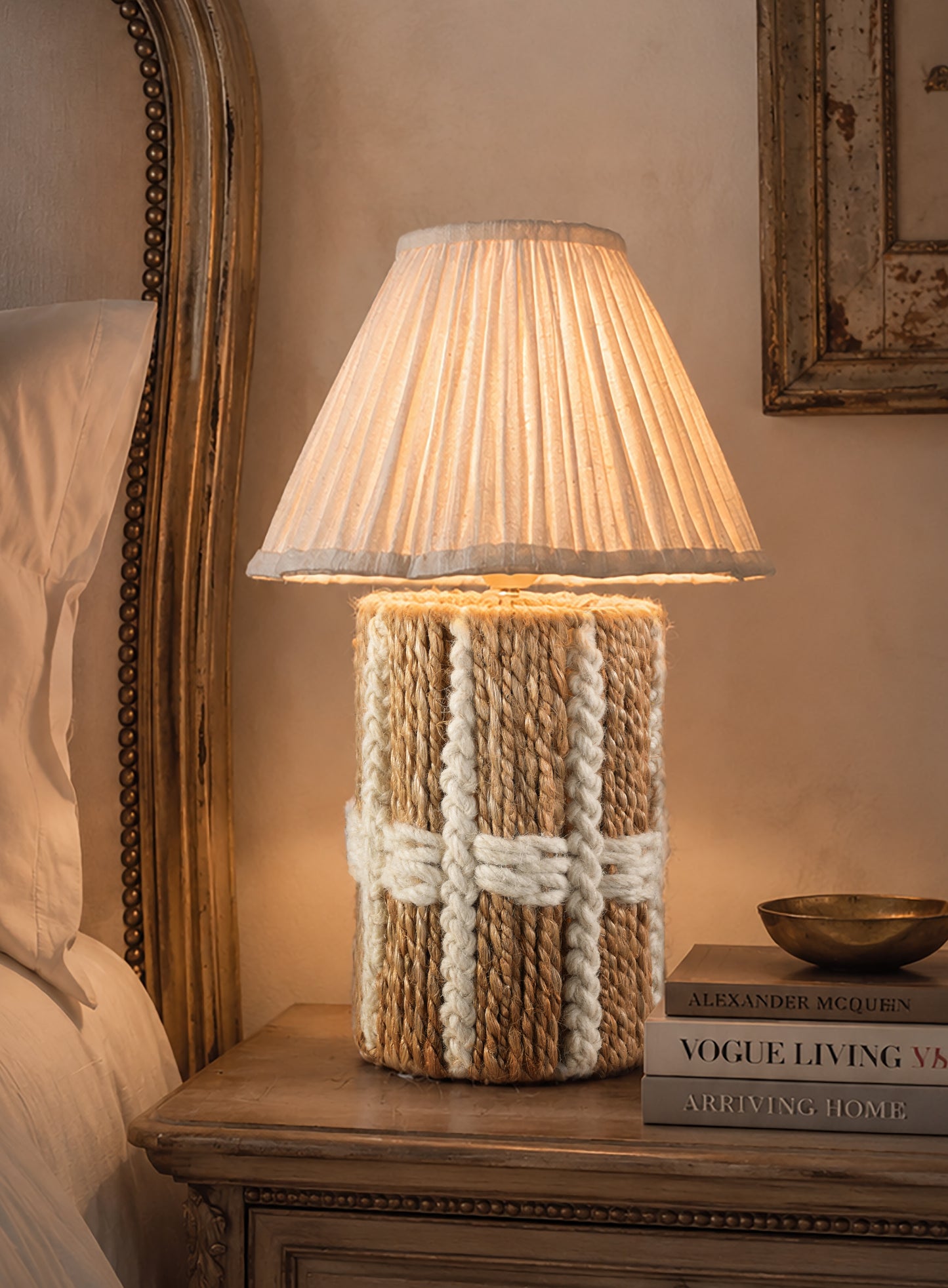 METRIX TABLE LAMP - NATURAL/IVORY - HAND MADE - JUTE/WOOL