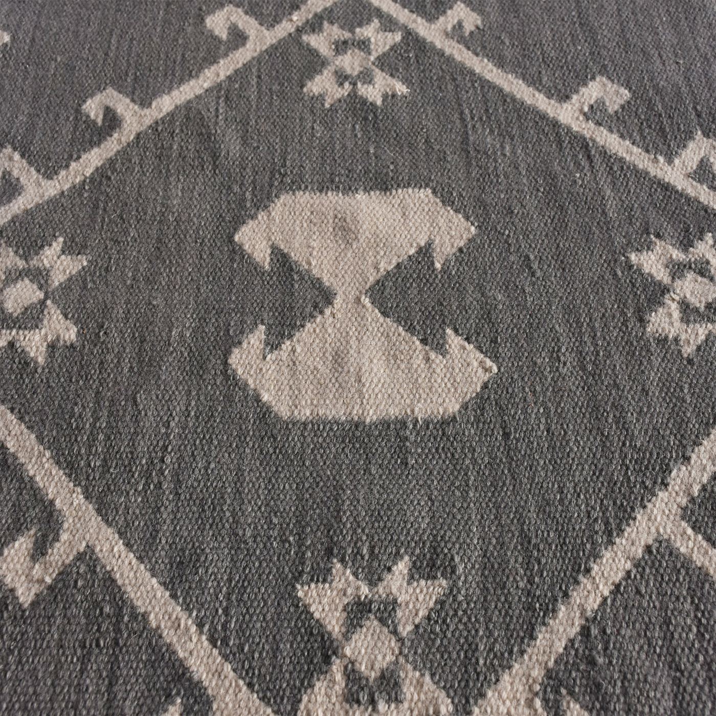 Area Rug, Bedroom Rug, Living Room Rug, Living Area Rug, Indian Rug, Office Carpet, Office Rug, Shop Rug Online, Nz Wool, Grey, Beige, Punja, Flat Weave, Plush