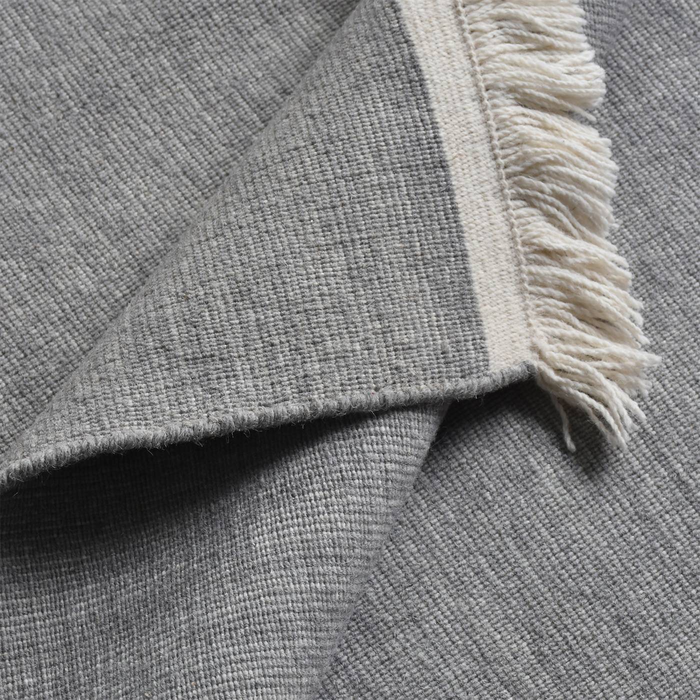 Area Rug, Bedroom Rug, Living Room Rug, Living Area Rug, Indian Rug, Office Carpet, Office Rug, Shop Rug Online, Natural White, Grey , Wool, Hand Woven , Handwoven, Flat Weave, Intricate