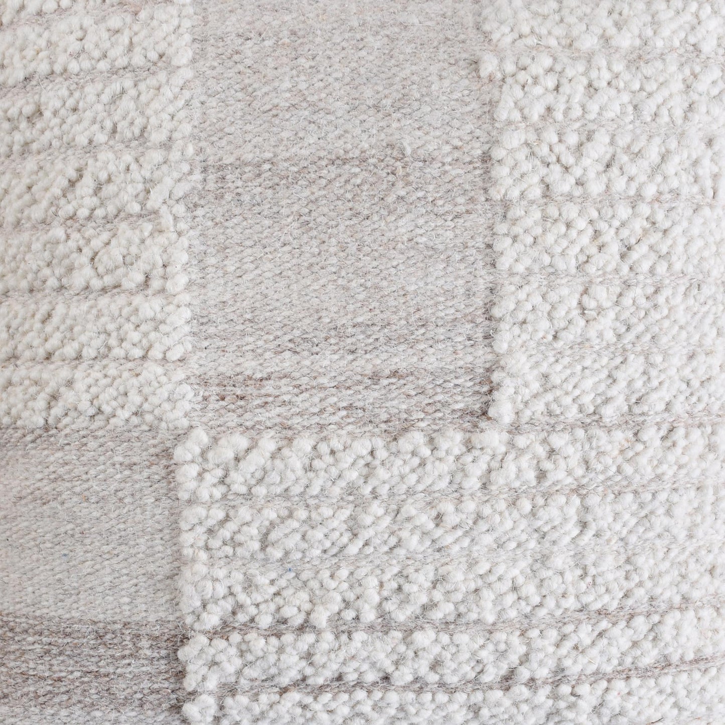 SOUNGRO CUSHION - WOOL/PET - IVORY