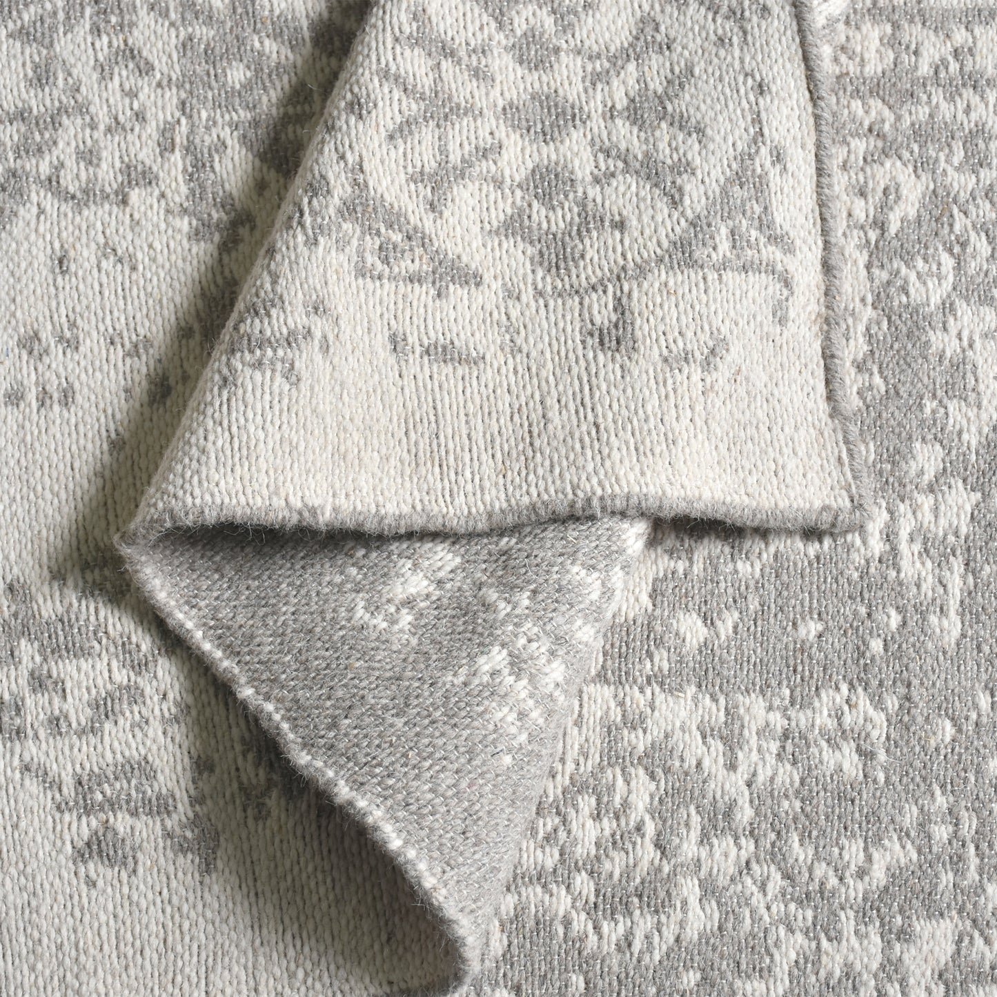 TANNY RUG - GREY/IVORY - WOOL