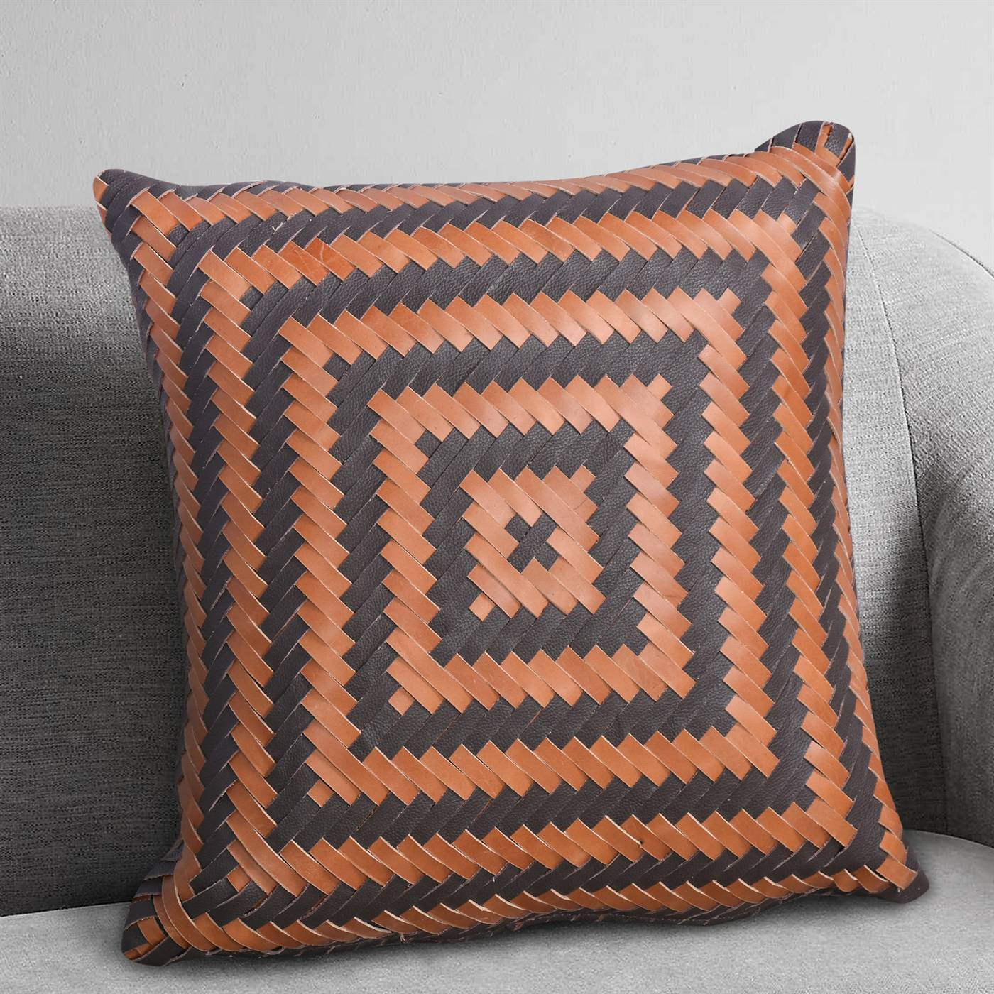 UEIZEN CUSHION - LEATHER