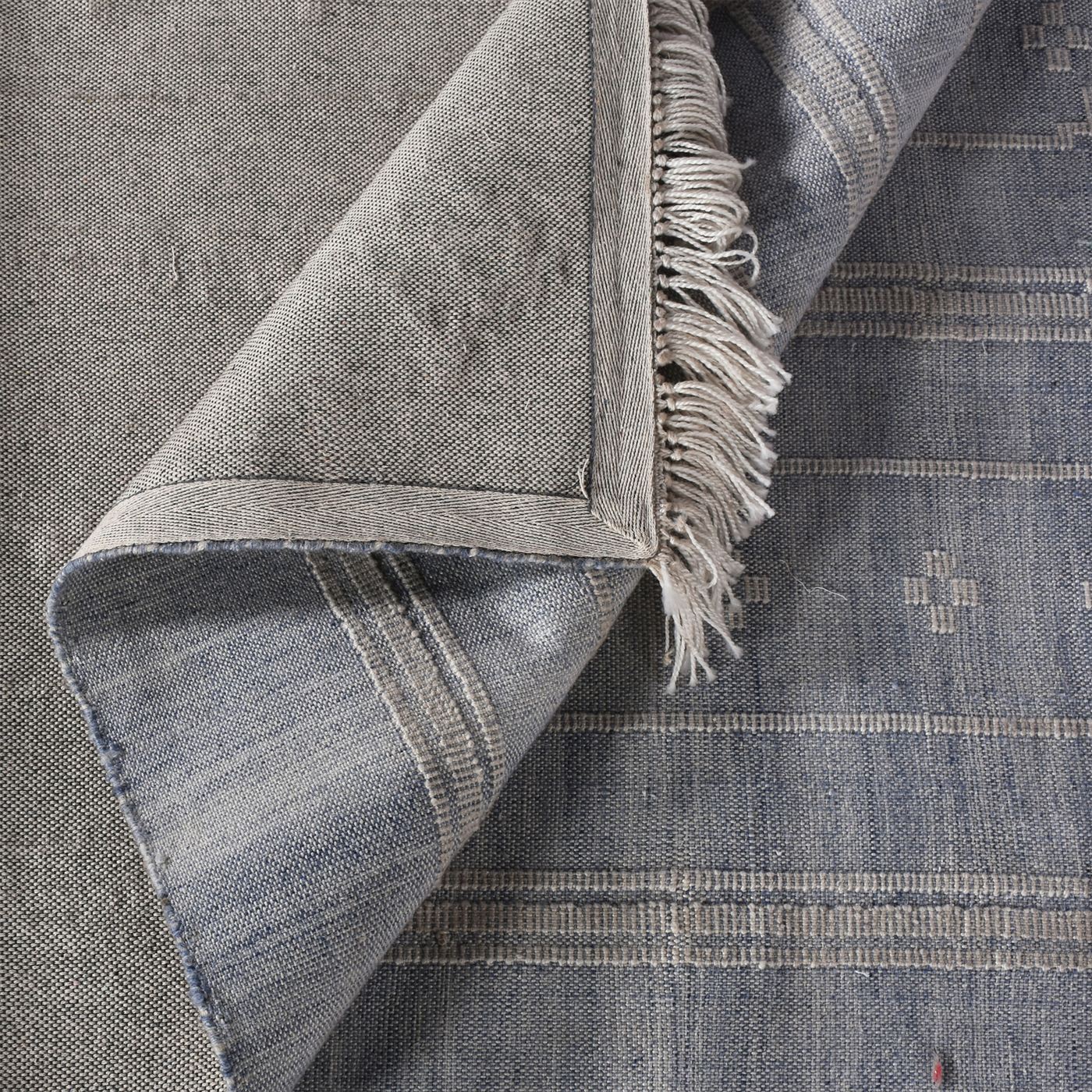 Area Rug, Bedroom Rug, Living Room Rug, Living Area Rug, Indian Rug, Office Carpet, Office Rug, Shop Rug Online, Pet, Blue, Natural White, Pitloom, Flat Weave, subtle