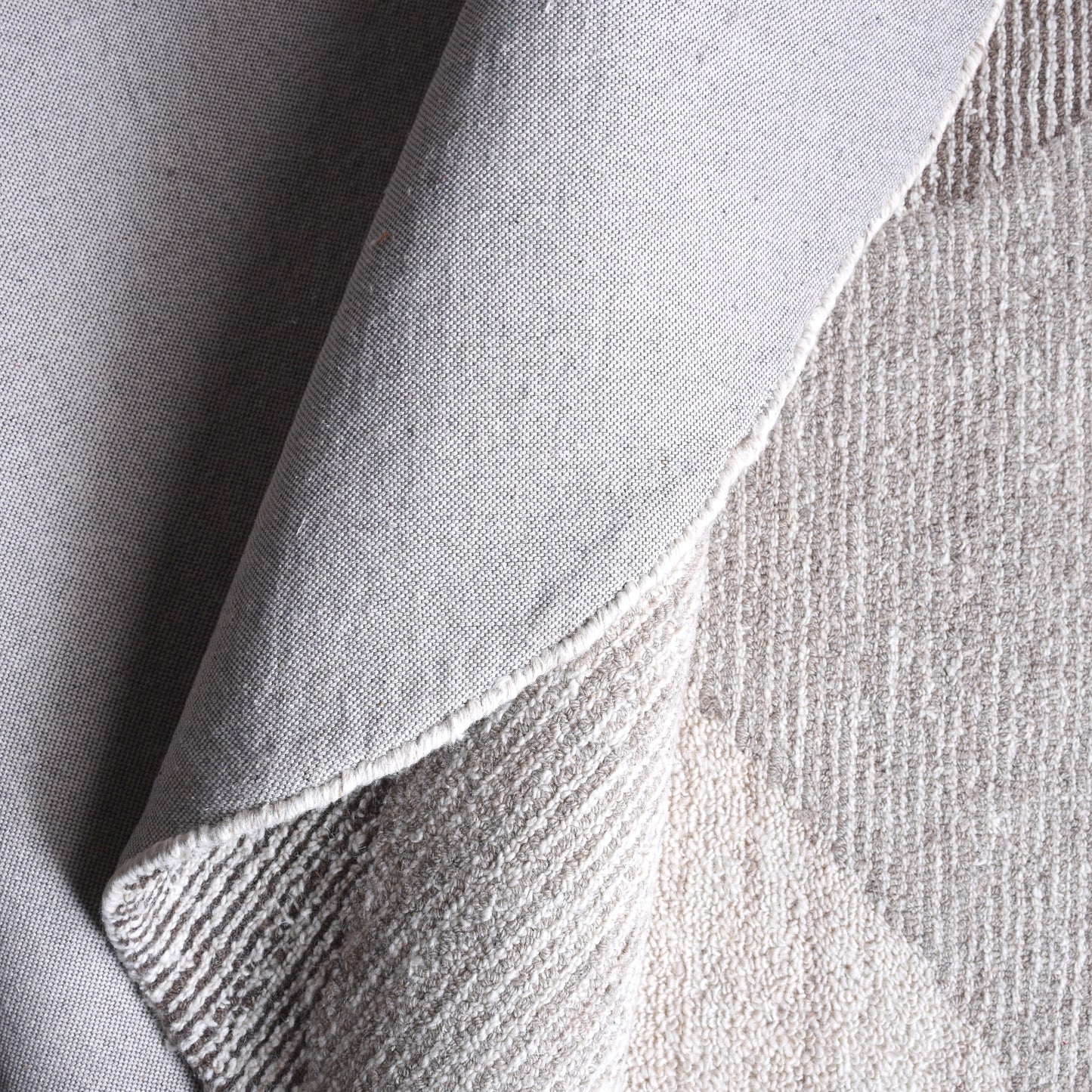 TWEEFON RUG - IVORY/NATURAL - HANDWOVEN, OVER TUFTED - WOOL