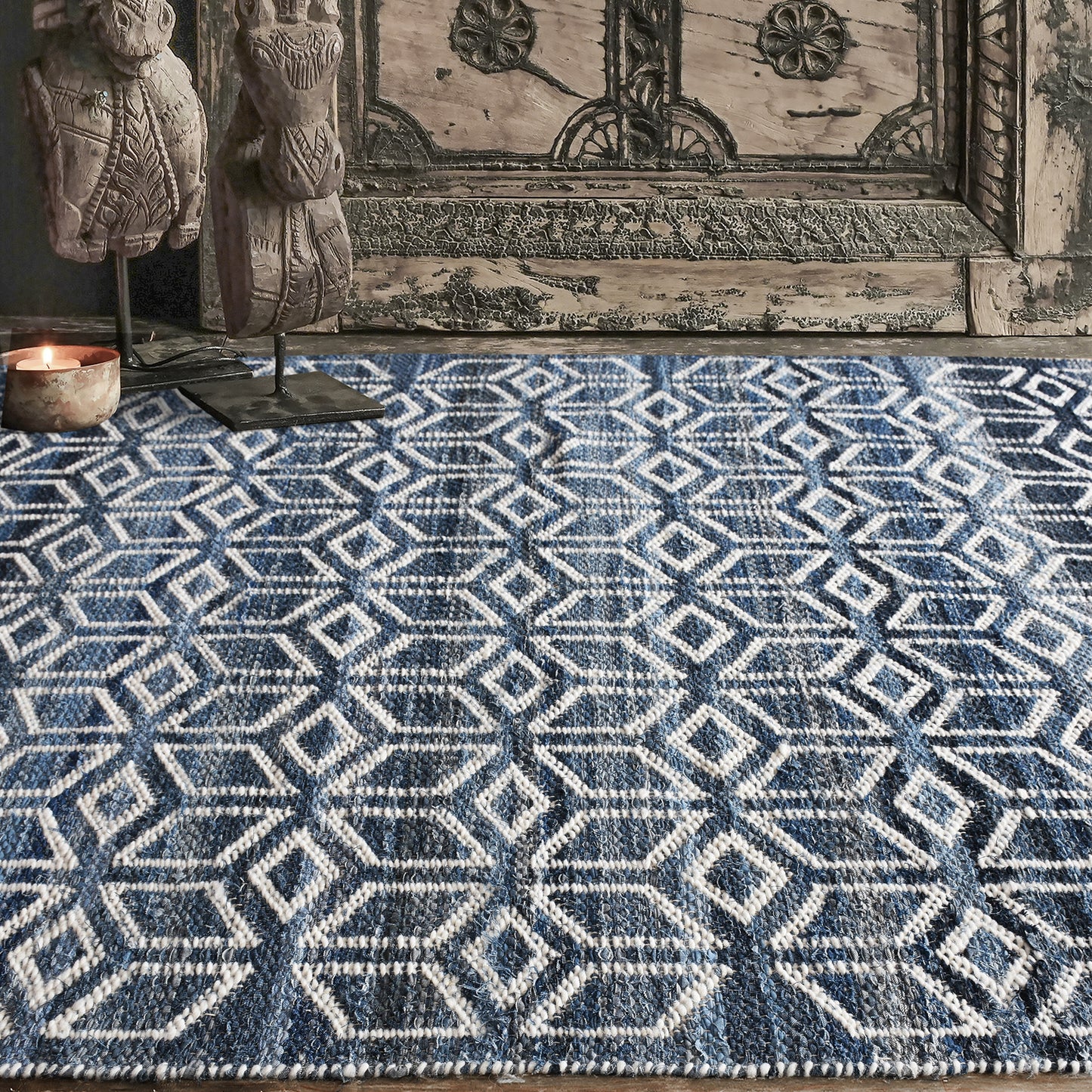 EIXAMPLE RUG - BLUE/IVORY - JACQUARD WOVEN - DENIM/WOOL