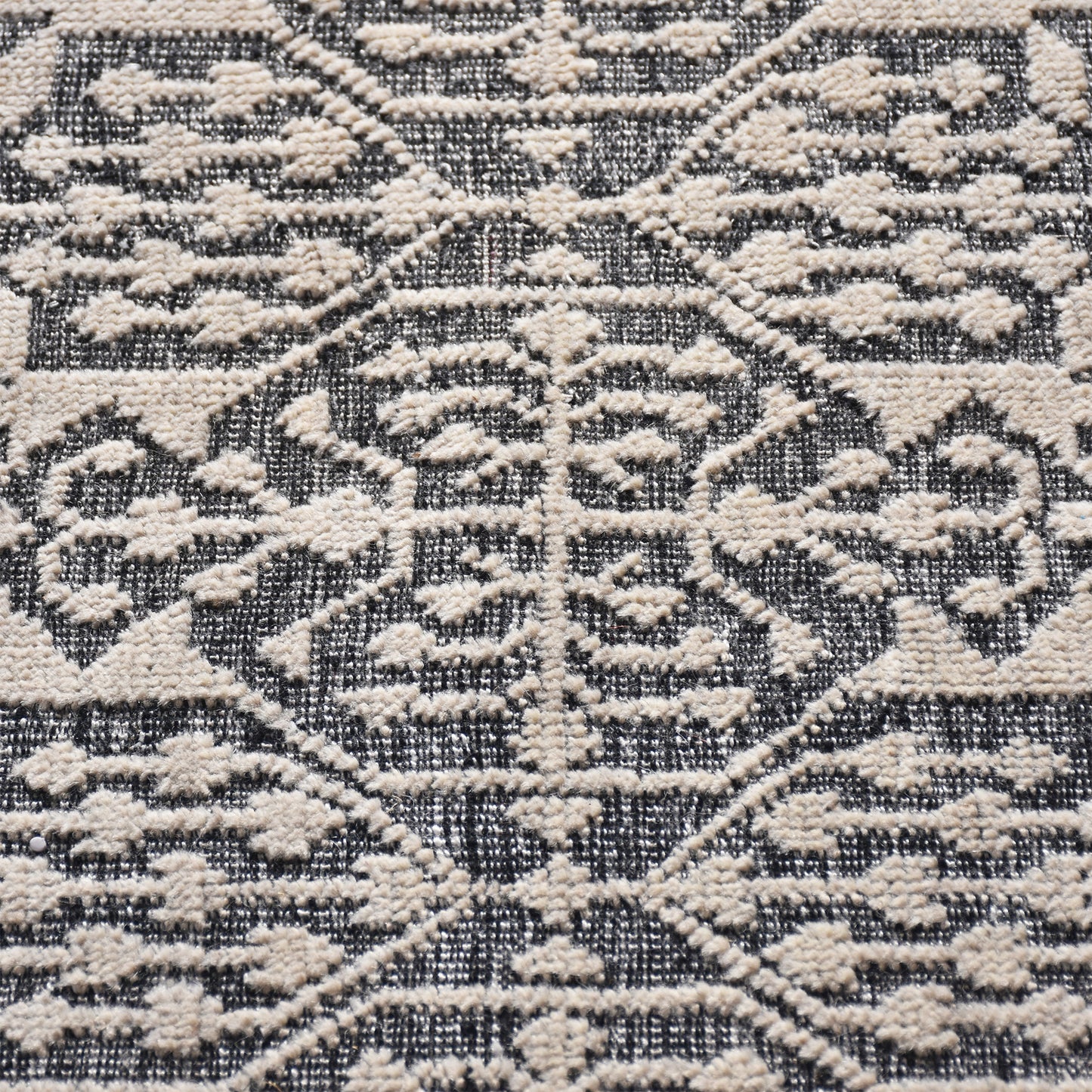 Area Rug, Bedroom Rug, Living Room Rug, Living Area Rug, Indian Rug, Office Carpet, Office Rug, Shop Rug Online, Wool, Natural, Charcoal, Hand knotted, All Cut, Textured