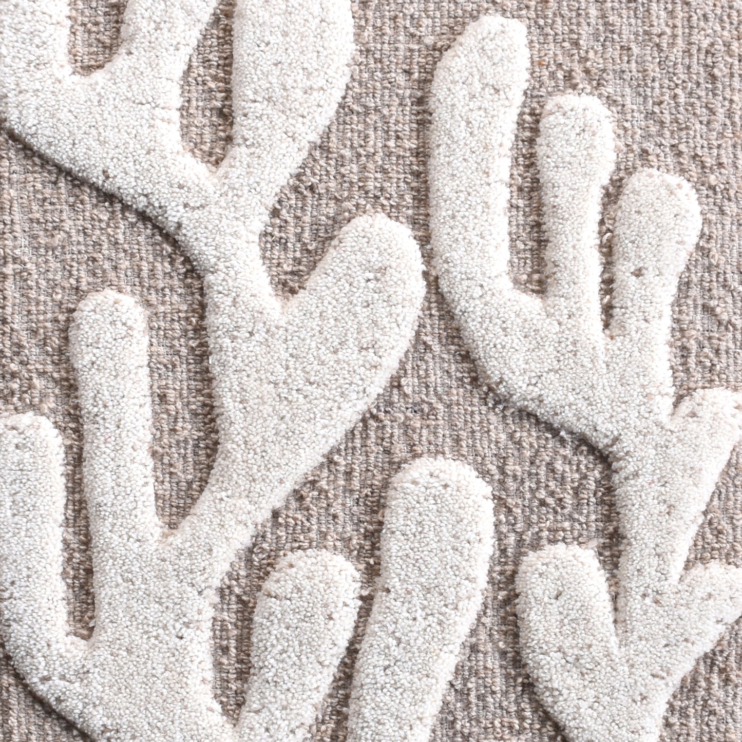 ZEKEI WALL FRAME AND NOELANNE WALL FRAME - BEIGE/IVORY - HAND WOVEN / OVER TUFTED - WOOL & WOOD FRAME