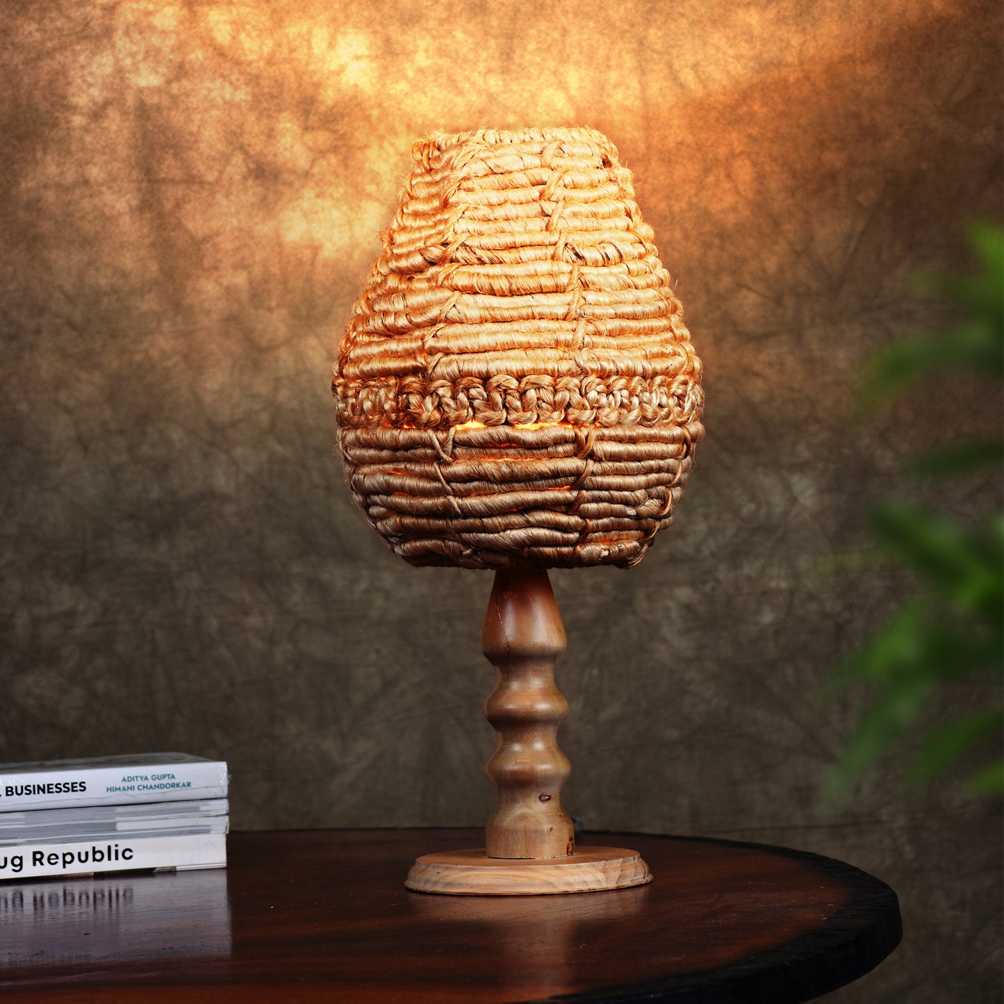BAYNE TABLE LAMP - NATURAL - HAND MADE - JUTE