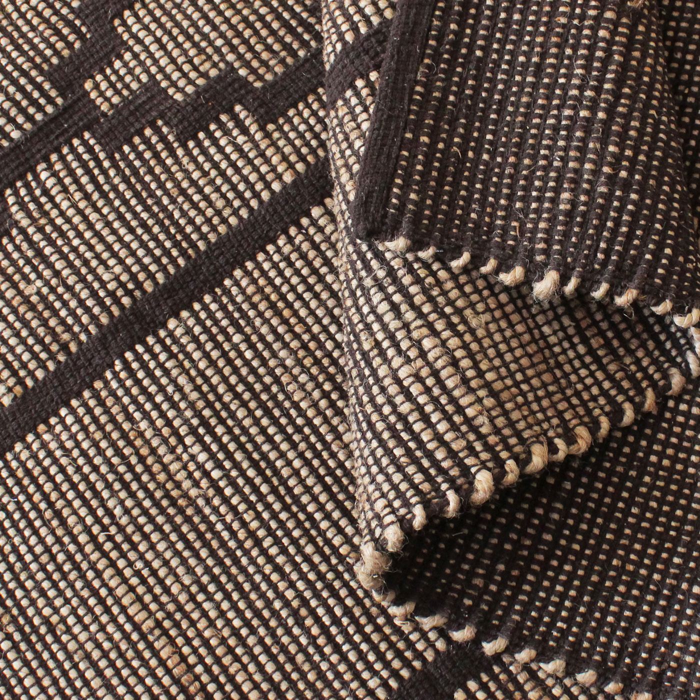 Area Rug, Bedroom Rug, Living Room Rug, Living Area Rug, Indian Rug, Office Carpet, Office Rug, Shop Rug Online, Jute, Cotton, Natural, Brown, Pitloom, Flat Weave, subtle 