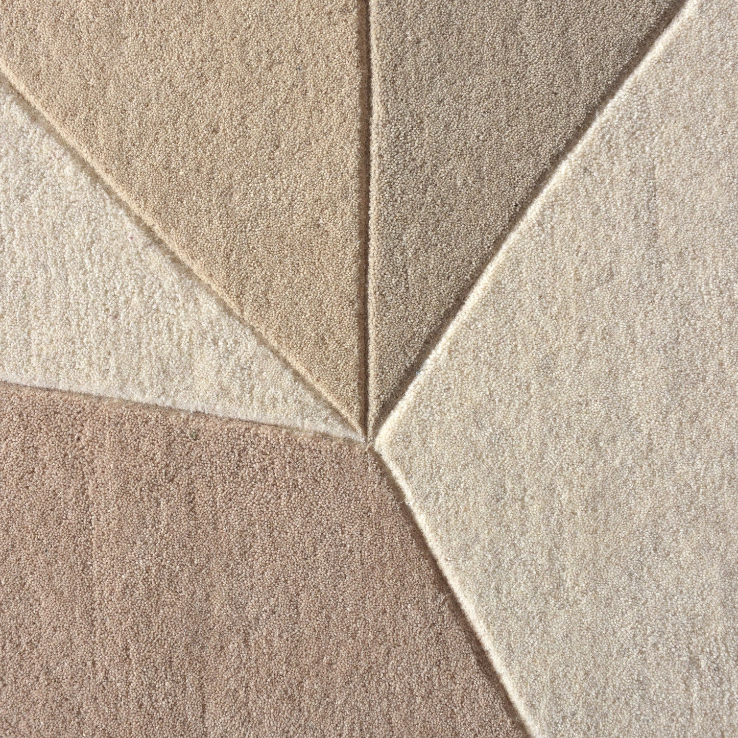 BULEN RUG - IVORY/BEIGE - HAND TUFTED - WOOL