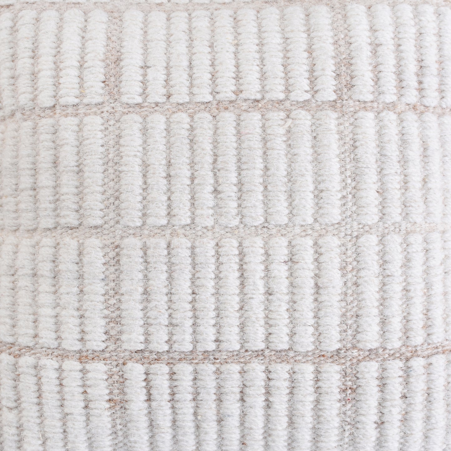 BAKOY CUSHION - WOOL - IVORY - HANDWOVEN