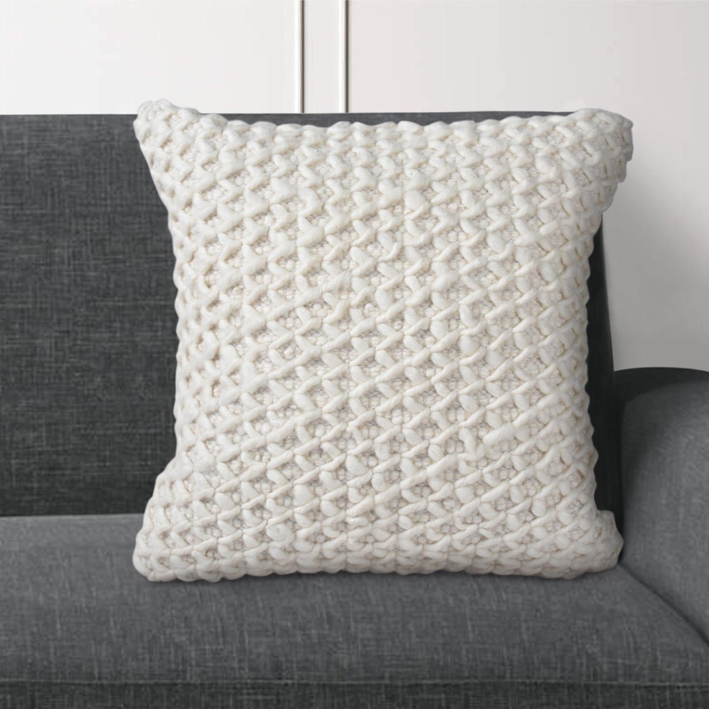 EVRY CUSHION - NZ WOOL - IVORY