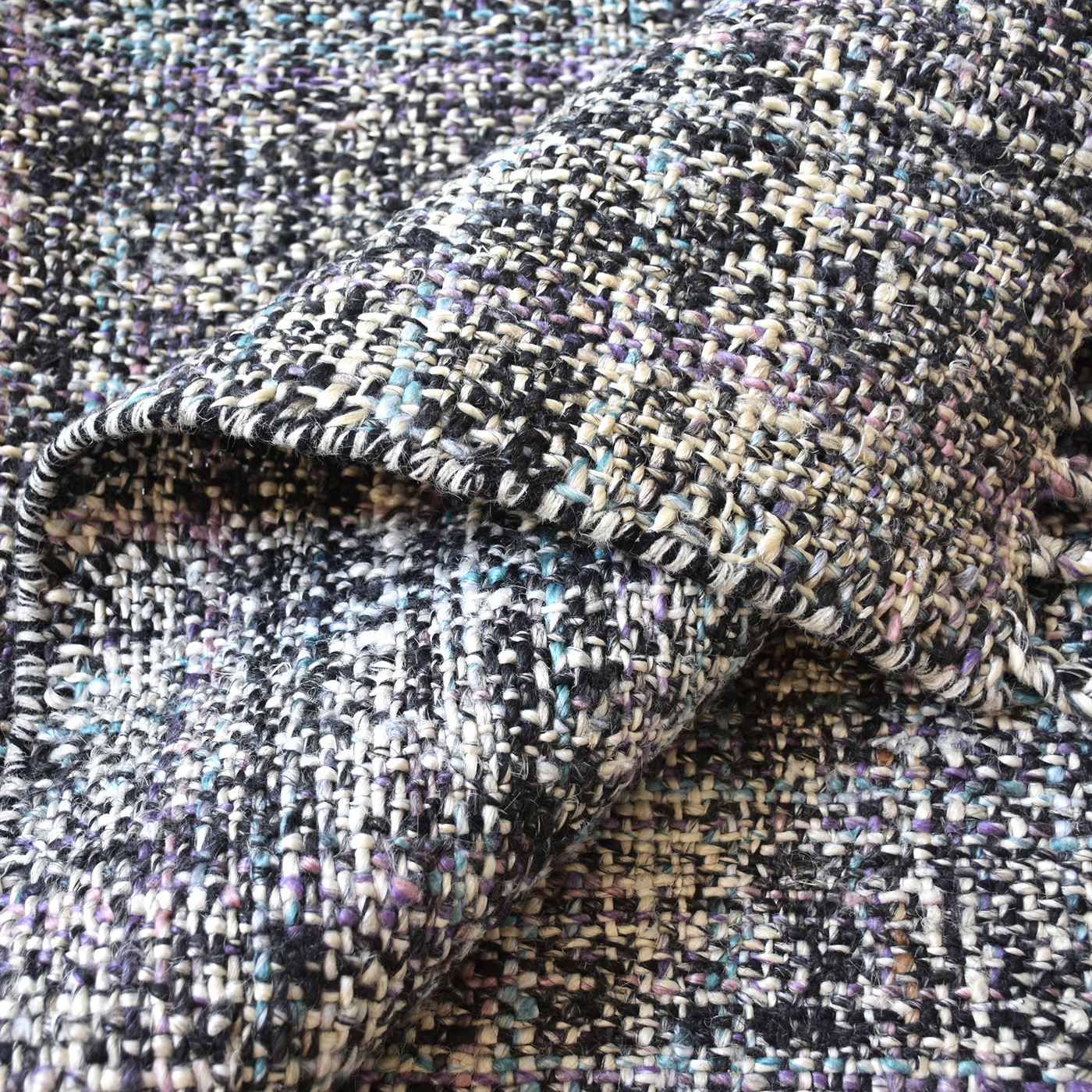 FAHRO RUG - HEMP/ WOOL/ VISCOSE BLEND