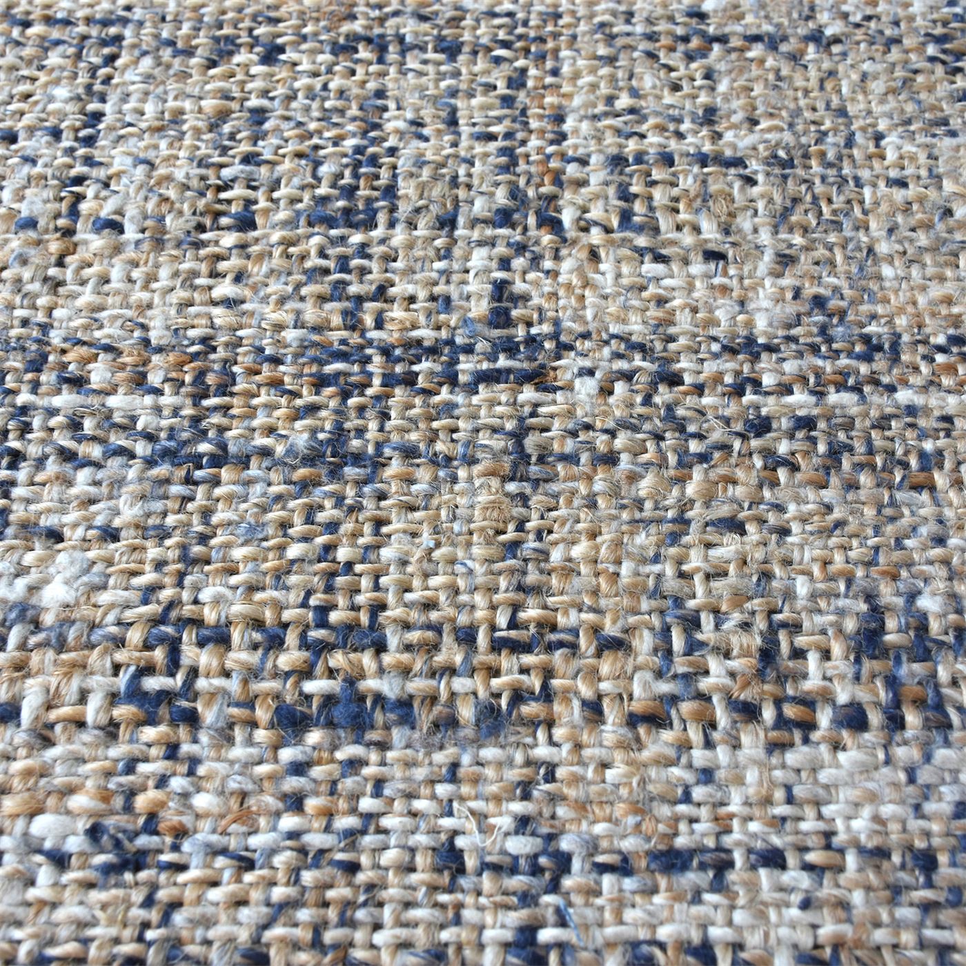 FAHRO RUG - HEMP/ WOOL/ VISCOSE BLEND