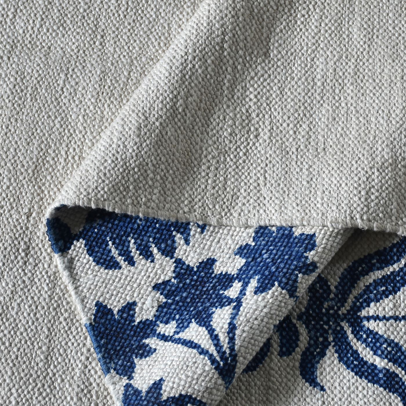 Area Rug, Bedroom Rug, Living Room Rug, Living Area Rug, Indian Rug, Office Carpet, Office Rug, Shop Rug Online, Cotton, Natural, Blue, Pitloom, Flat Weave, Printed