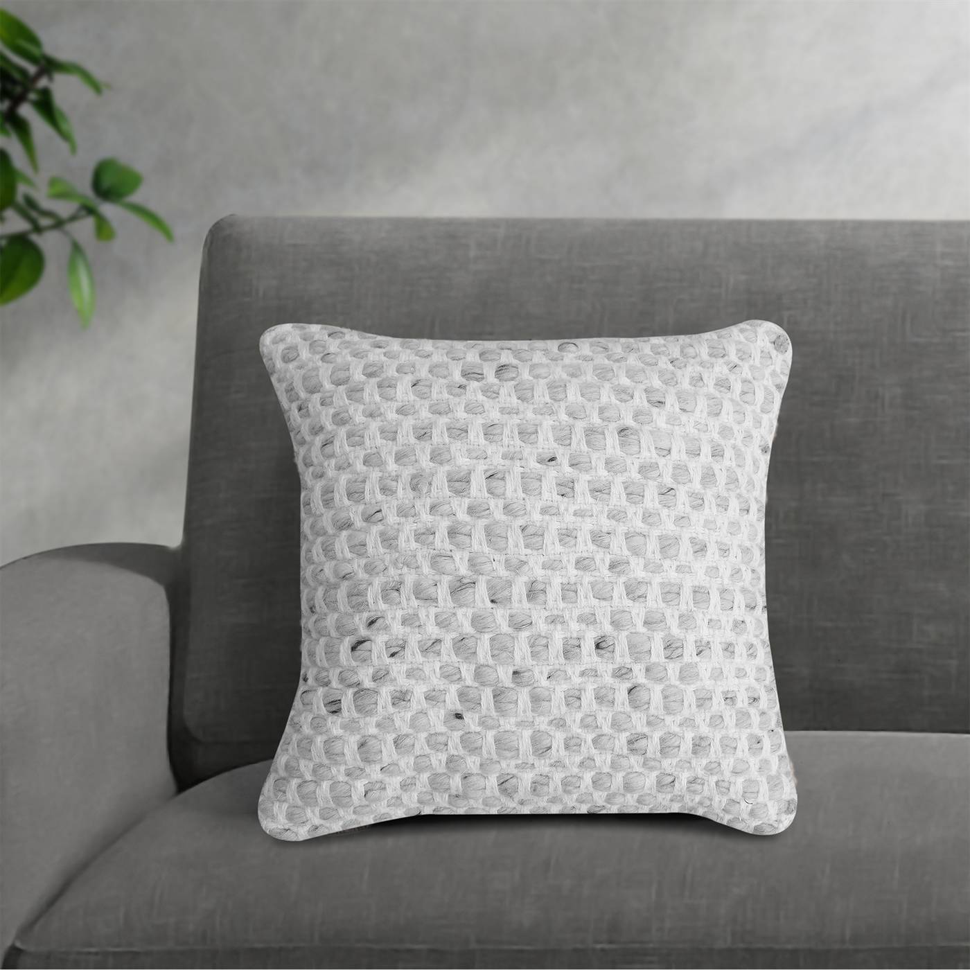 Iriona Cushion, 45x45 cm, Natural White, Grey, Wool, Hand Woven, Pitloom, Flat Weave