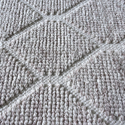 Area Rug, Bedroom Rug, Living Room Rug, Living Area Rug, Indian Rug, Office Carpet, Office Rug, Shop Rug Online, Pet, Grey, Pitloom, All Loop, Geometrical