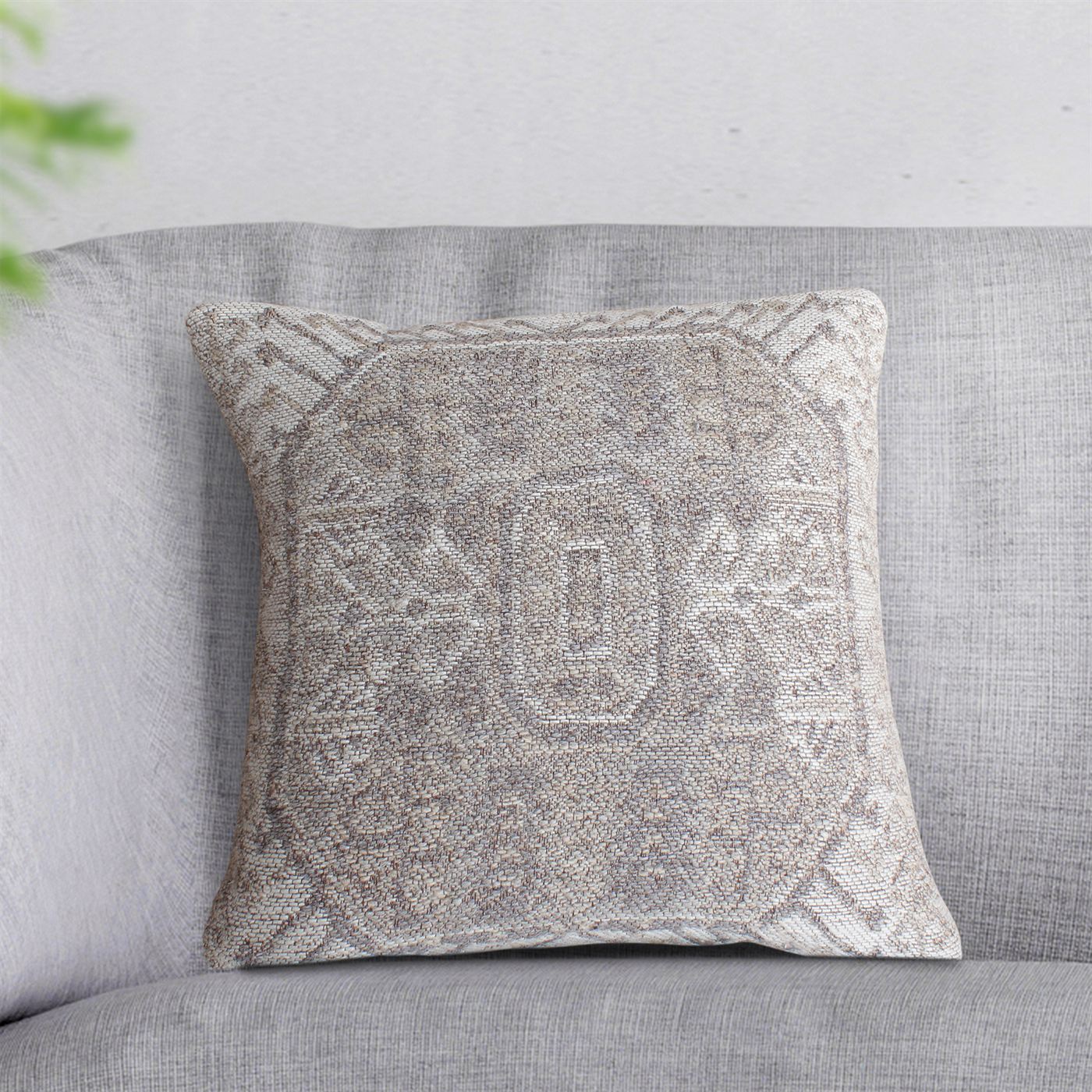 Pampa Cushion, Wool Polyester Blend, Natural White, Grey