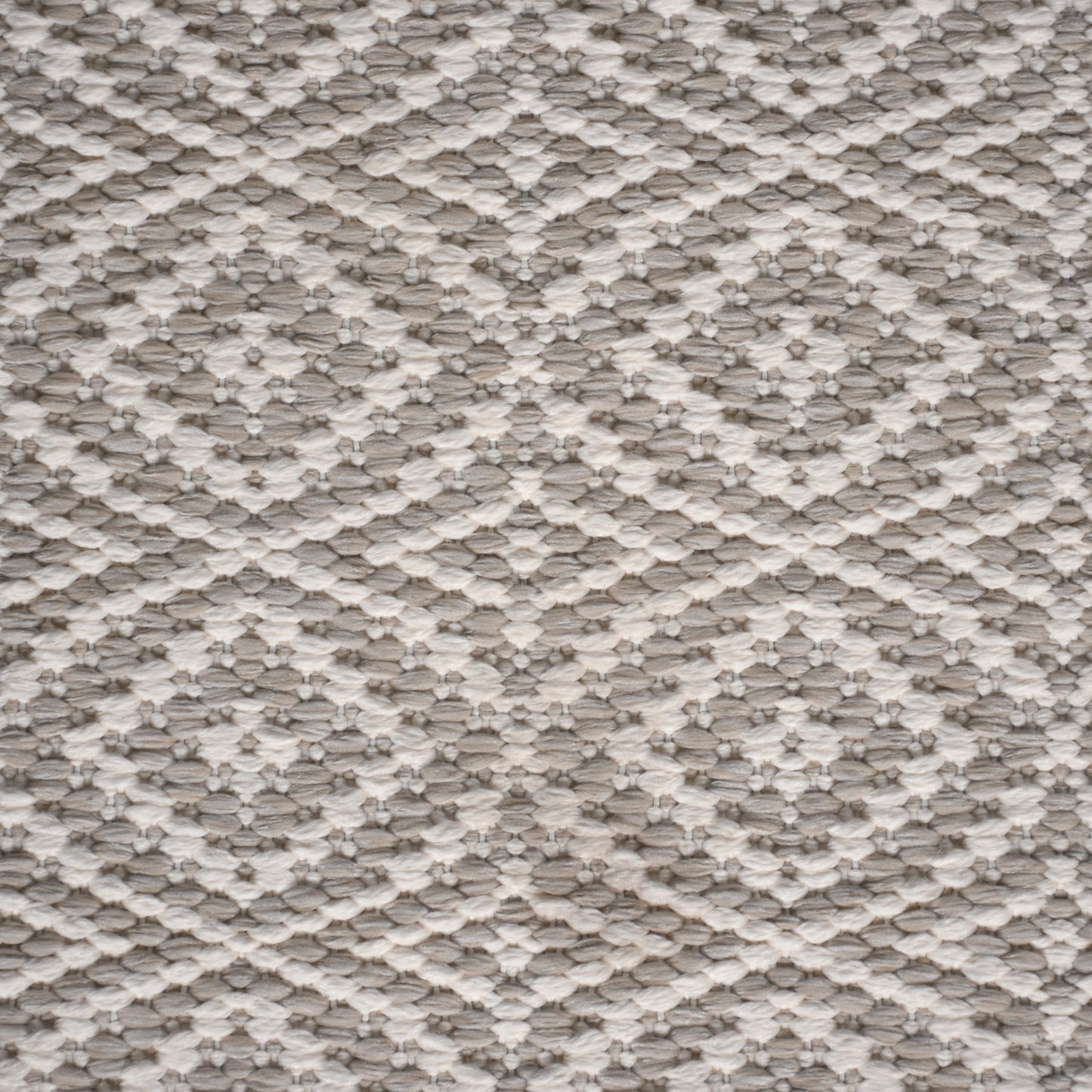 RAICHO RUG - IVORY/BEIGE - HANDWOVEN - POLYPROPYLENE