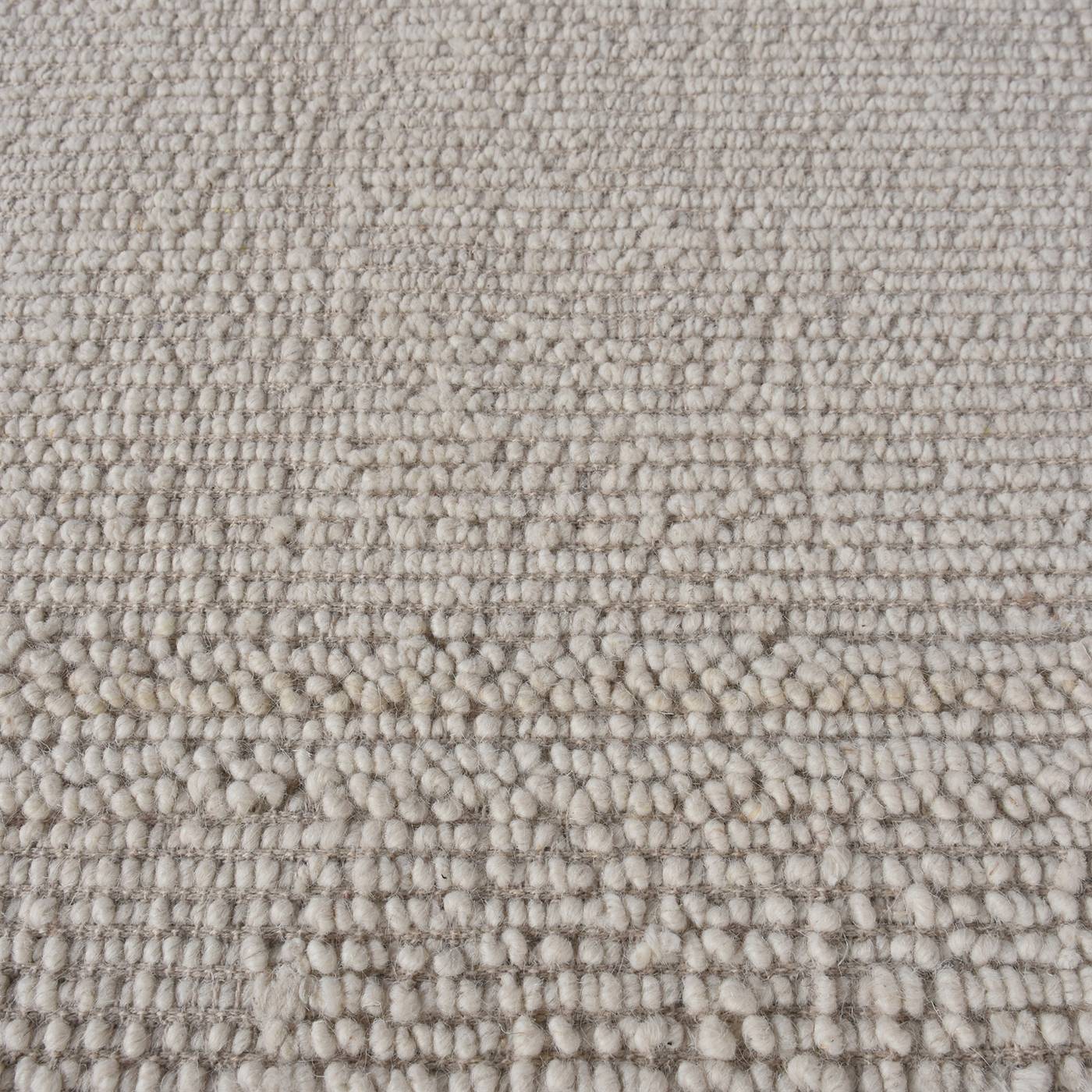 Area Rug, Bedroom Rug, Living Room Rug, Living Area Rug, Indian Rug, Office Carpet, Office Rug, Shop Rug Online, Natural White, Wool, Hand Woven, Handwoven, All Loop, Intricate 