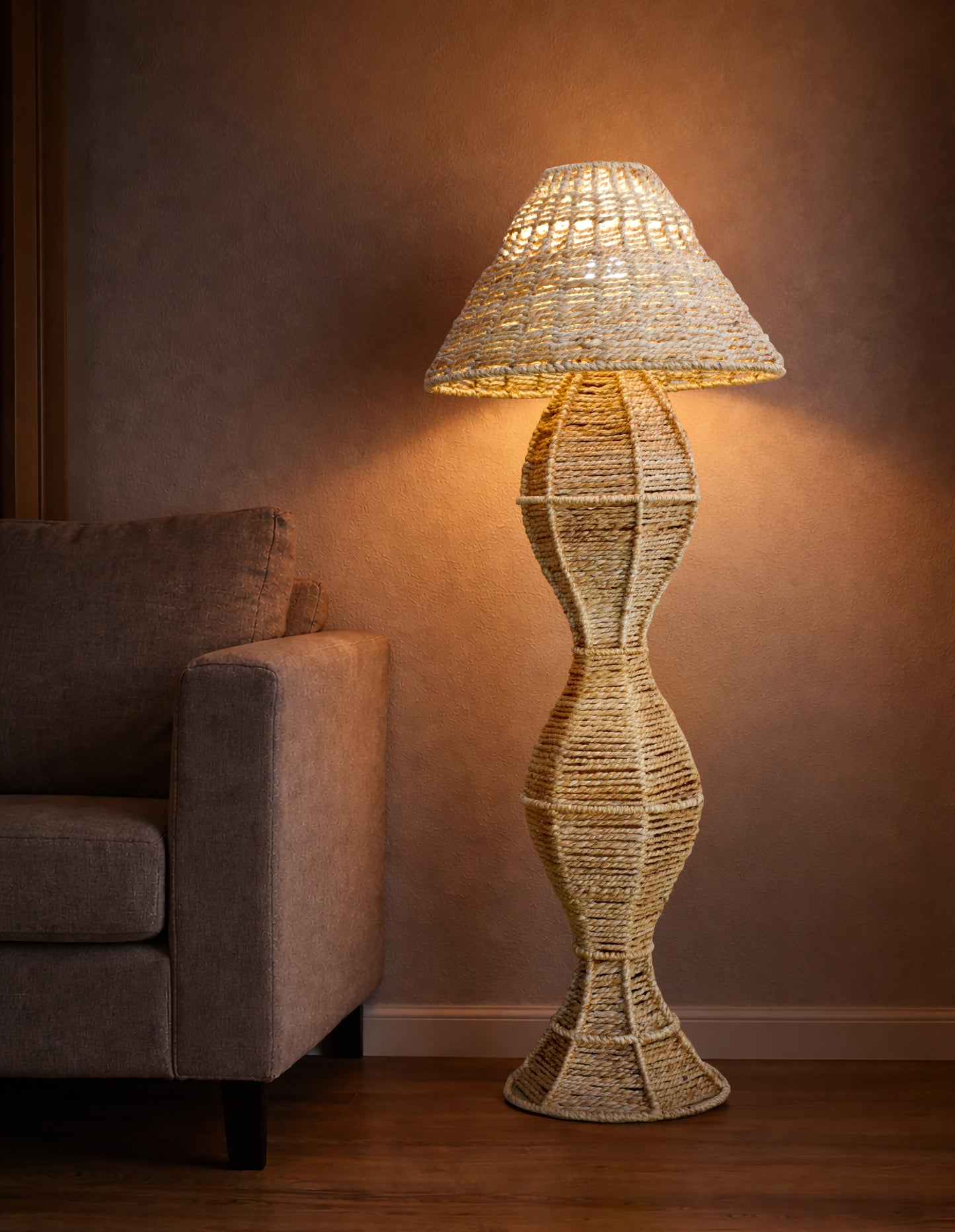 RIYO FLOOR LAMP - NATURAL - HAND MADE - JUTE