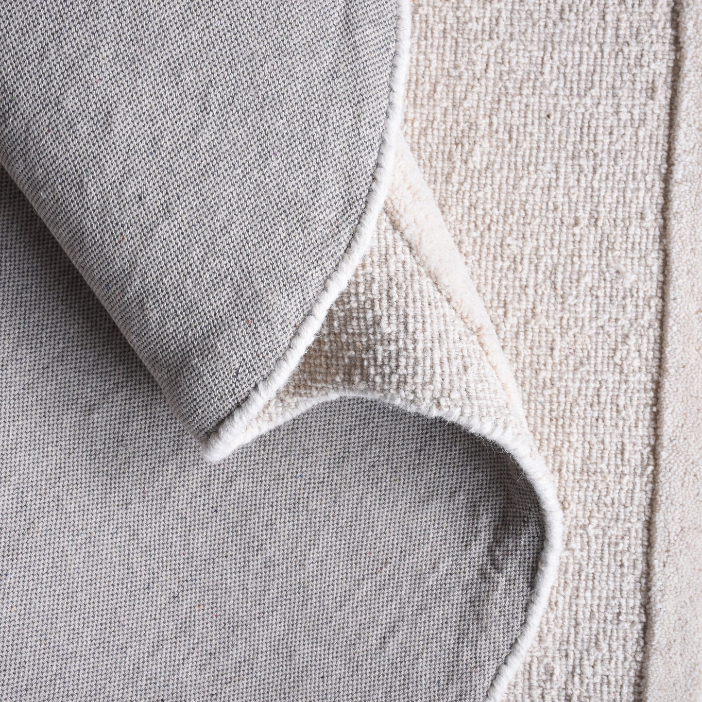 TAGUAI-II RUG - IVORY - HAND WOVEN/OVER TUFTED - WOOL
