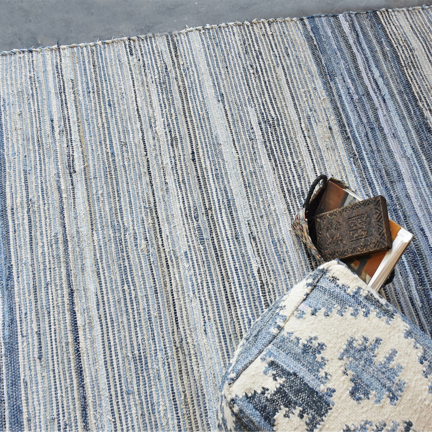 Area Rug, Bedroom Rug, Living Room Rug, Living Area Rug, Indian Rug, Office Carpet, Office Rug, Shop Rug Online, Denim, Ecru, Blue, Pitloom, Flat Weave, Traditional