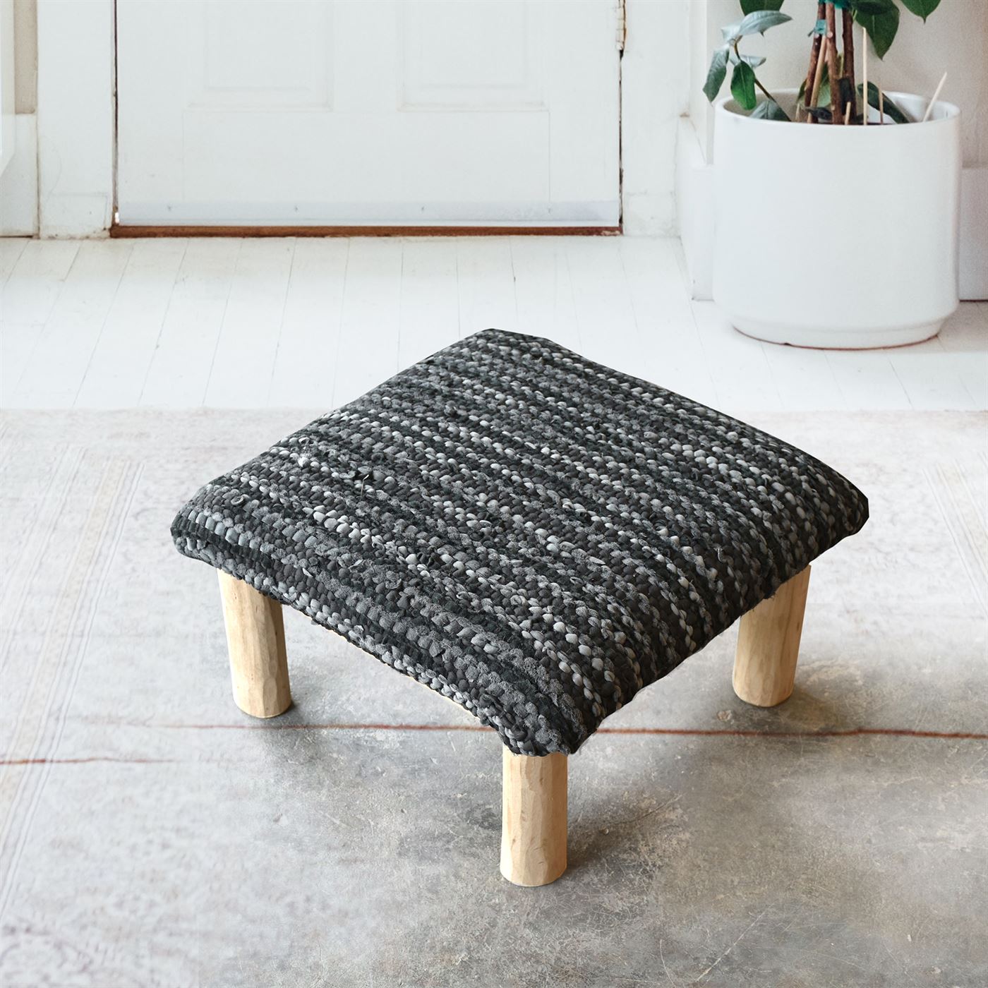 Tierra Foot Stool, Leather, Charcoal, Pitloom, Flat Weave 