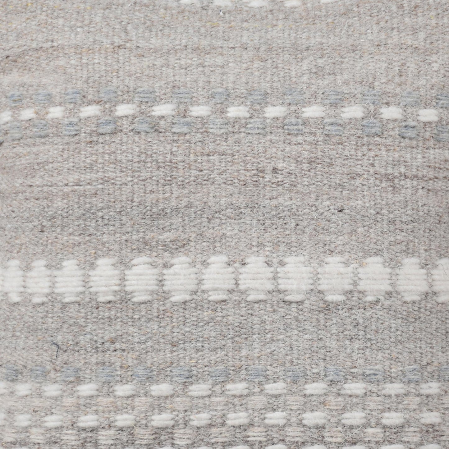 VERNOUX CUSHION - WOOL - IVORY/BLUE/BEIGE