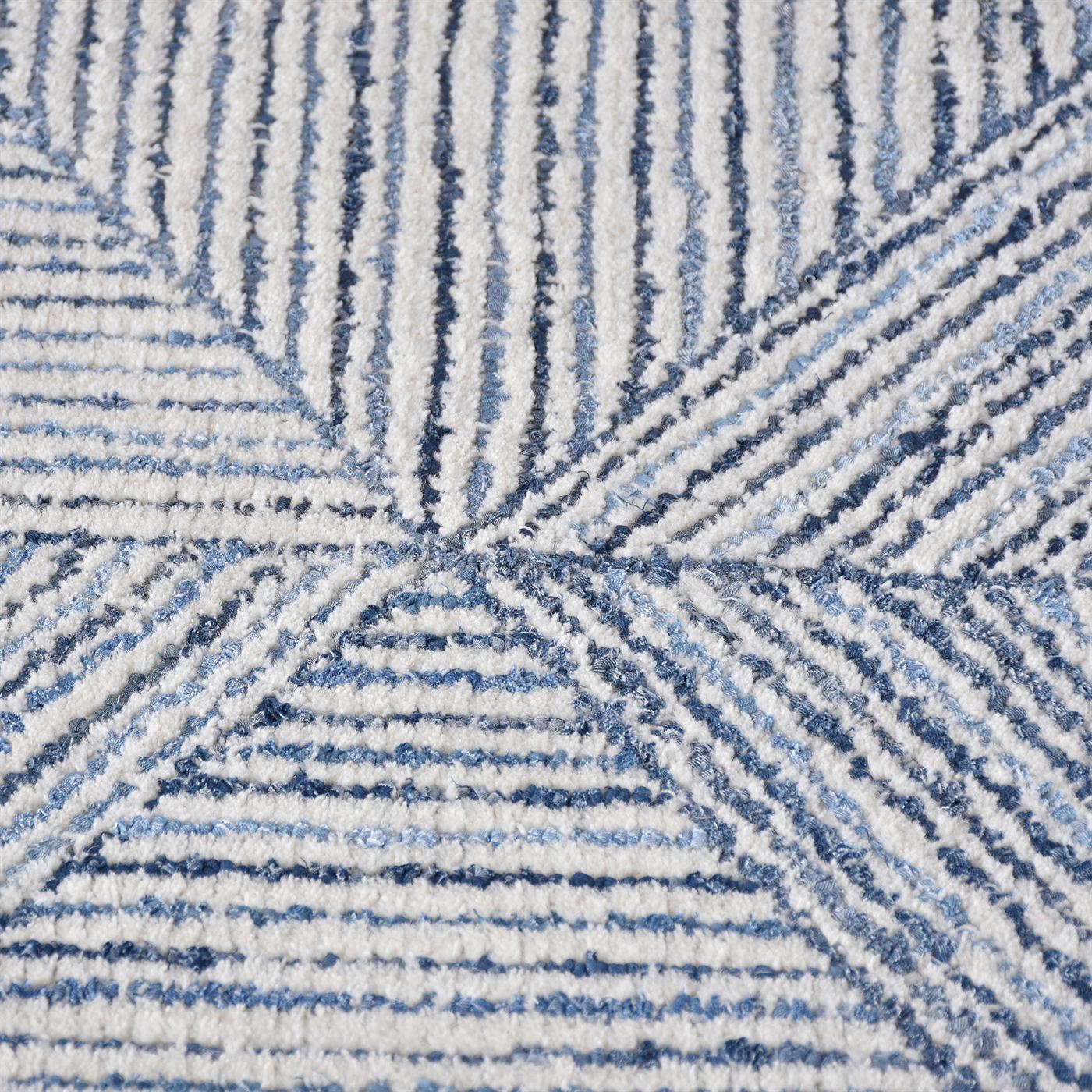 Area Rug, Bedroom Rug, Living Room Rug, Living Area Rug, Indian Rug, Office Carpet, Office Rug, Shop Rug Online, Denim, Wool, Natural White, Blue, Hand woven, Cut And Loop, Modern